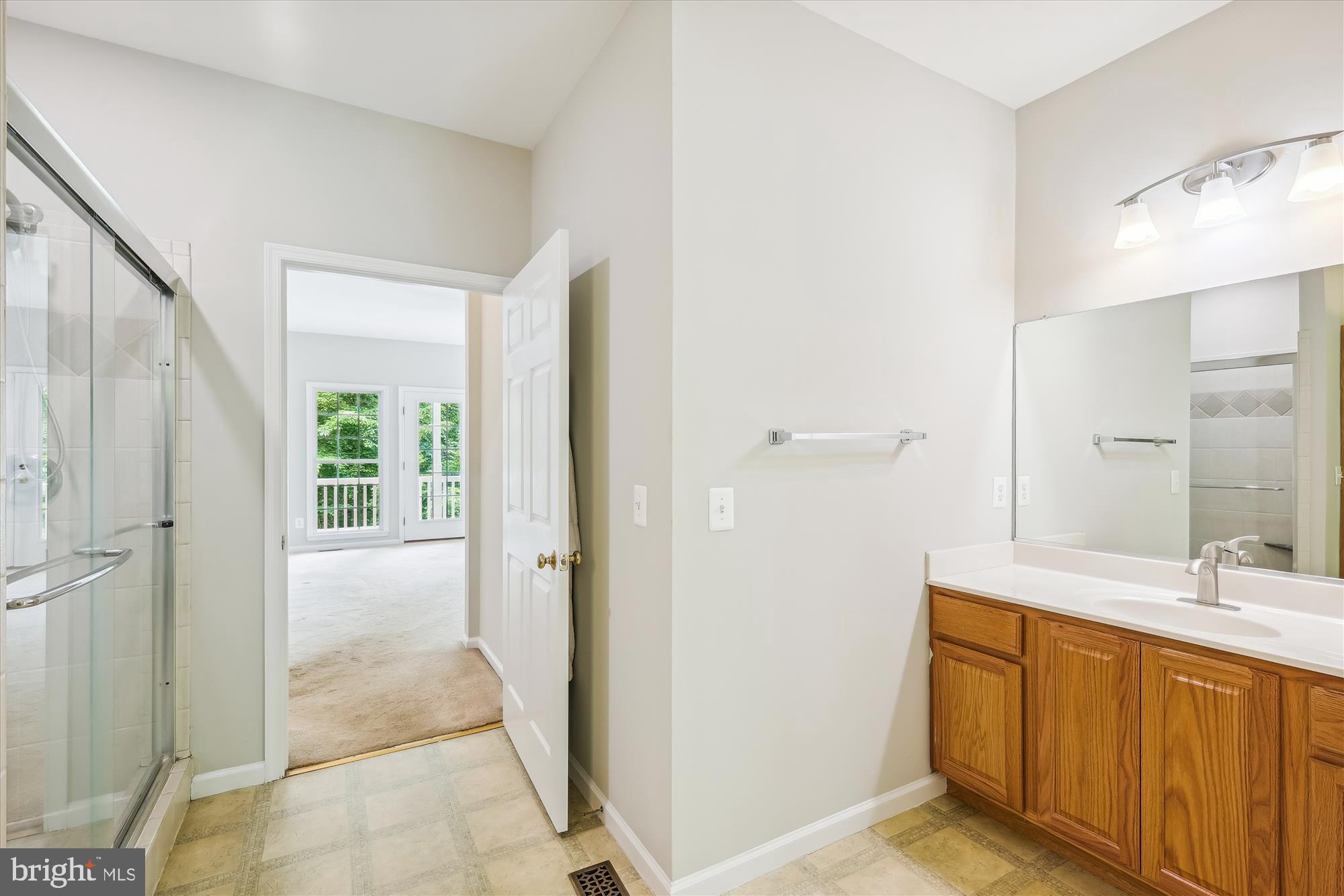 HARTLAKE ESTATES - Residential