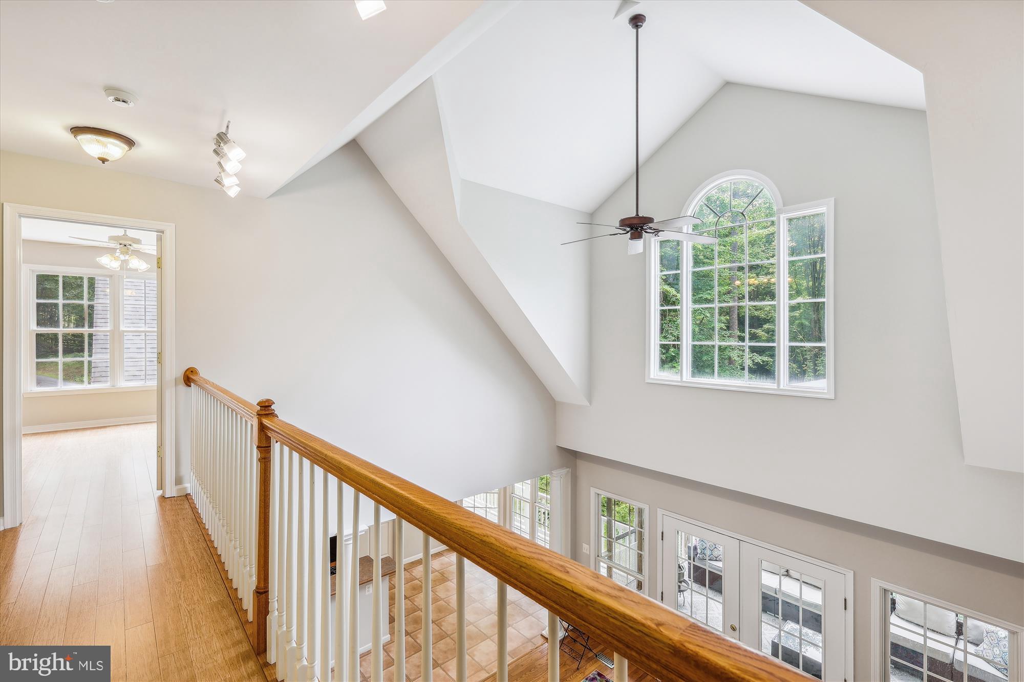 HARTLAKE ESTATES - Residential