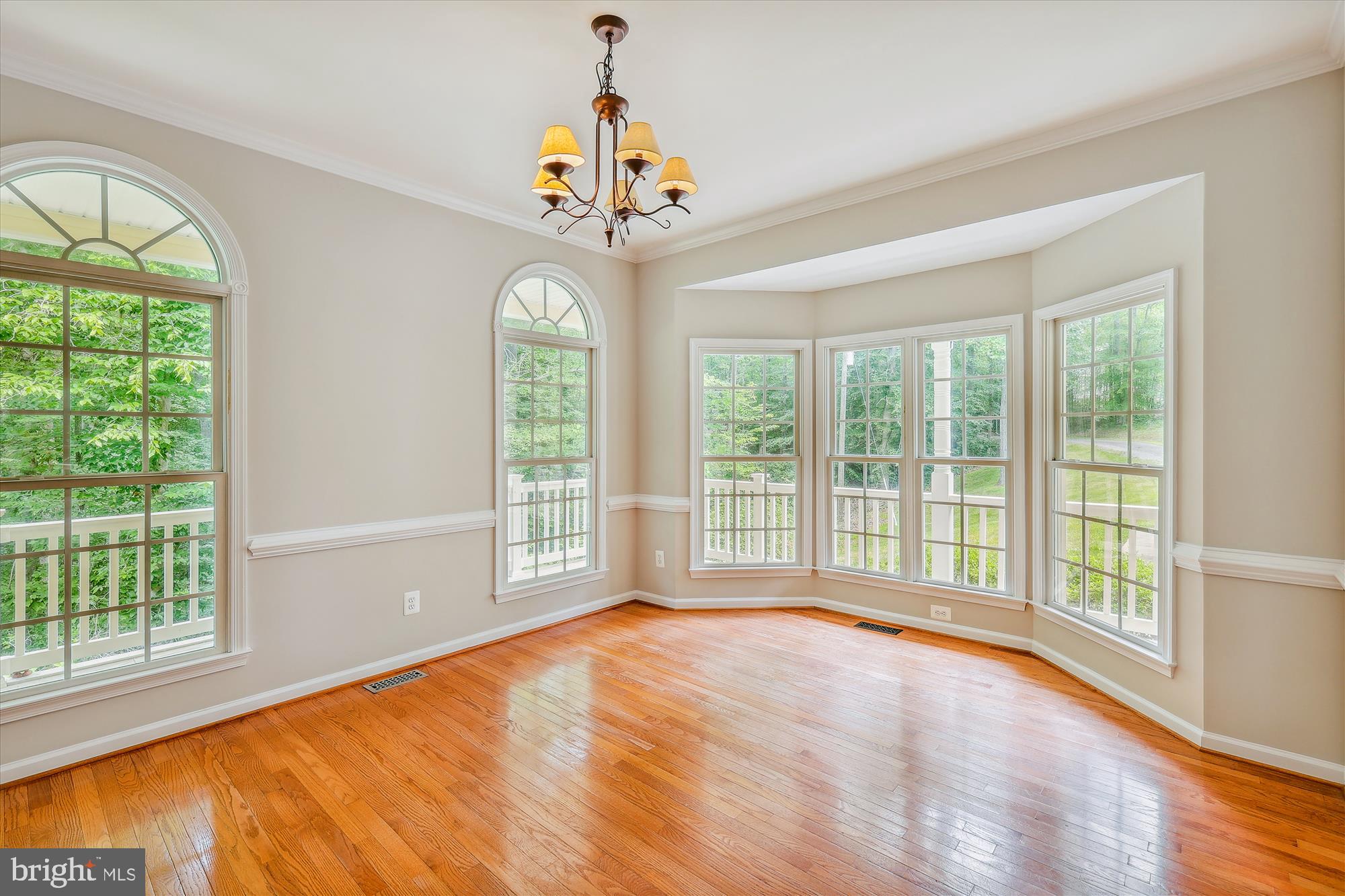 HARTLAKE ESTATES - Residential