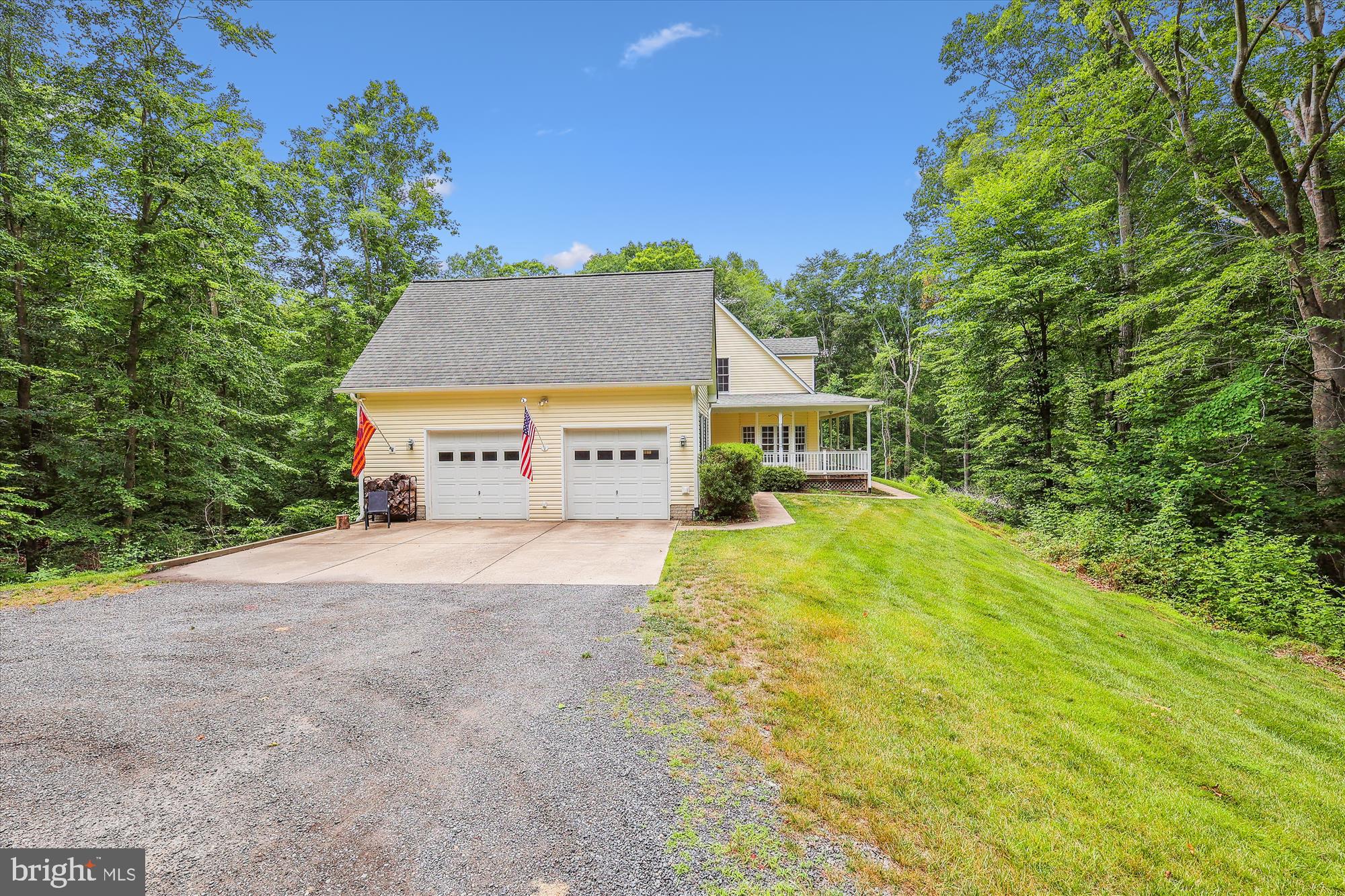 HARTLAKE ESTATES - Residential