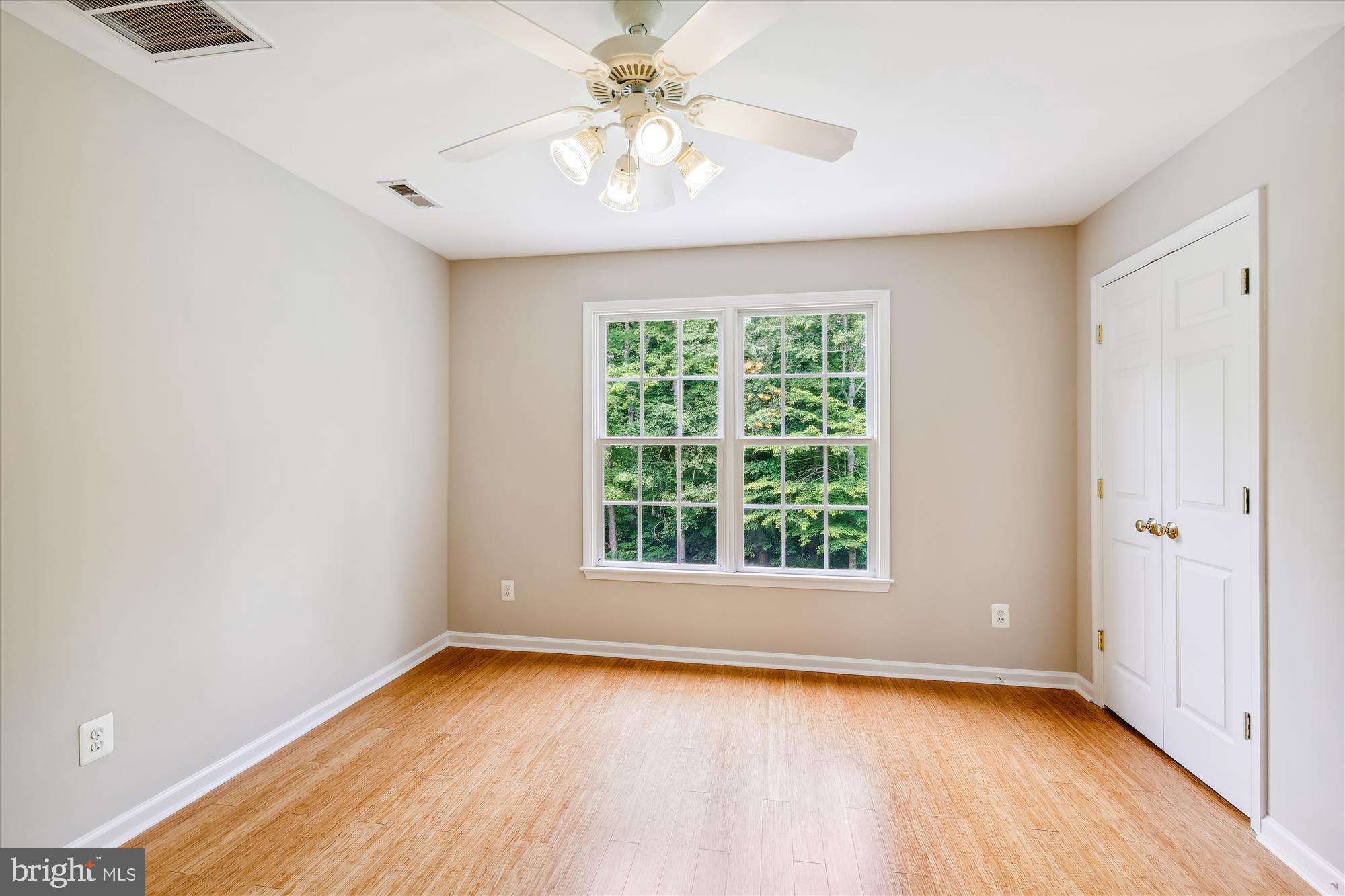 HARTLAKE ESTATES - Residential