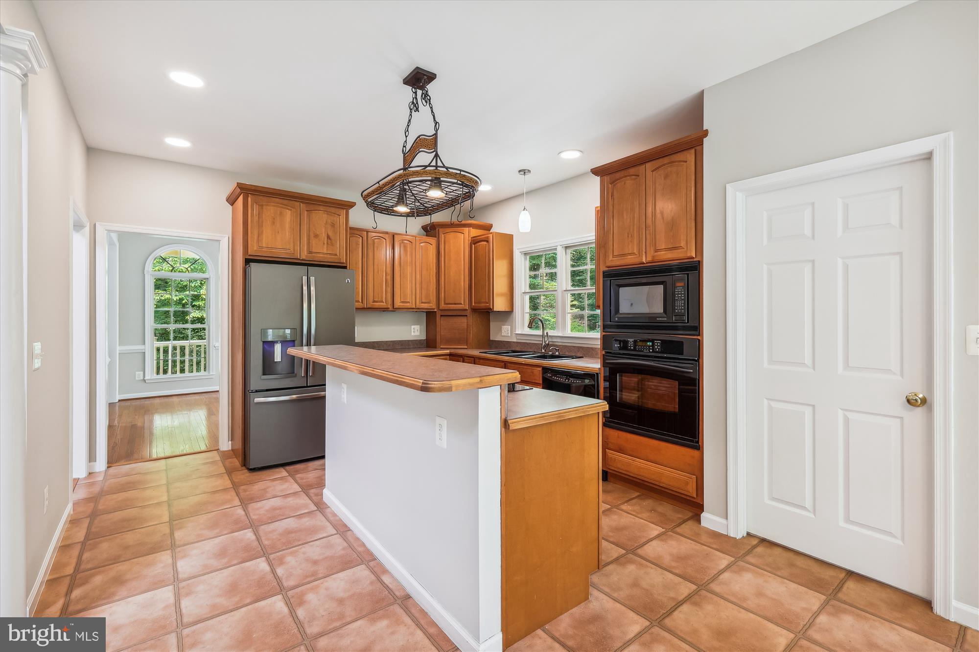 HARTLAKE ESTATES - Residential