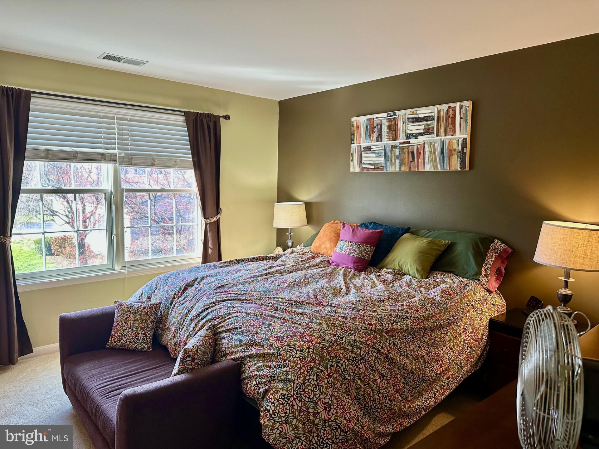 INDEPENDENCE PLACE - Residential