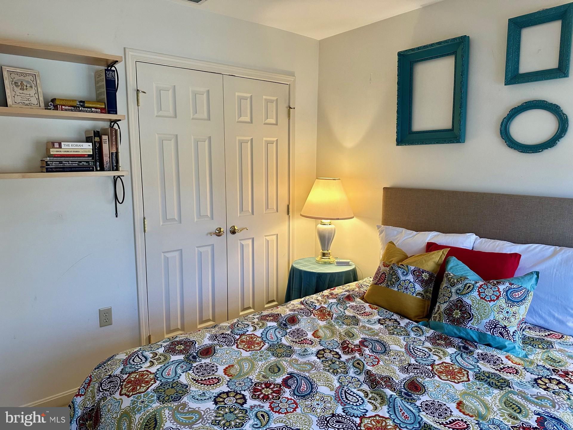 INDEPENDENCE PLACE - Residential