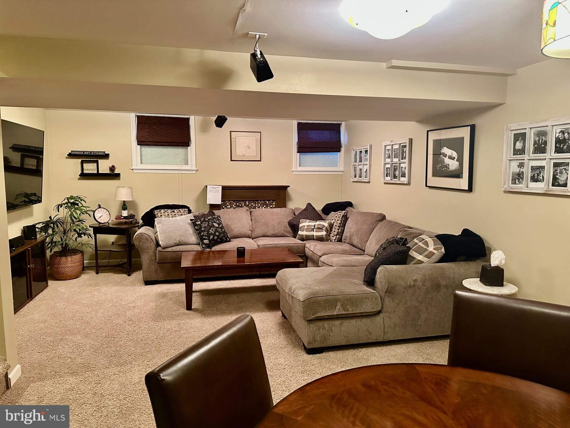 INDEPENDENCE PLACE - Residential