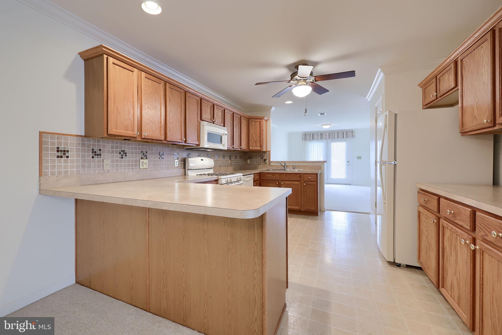 EQUINE MEADOWS - Residential