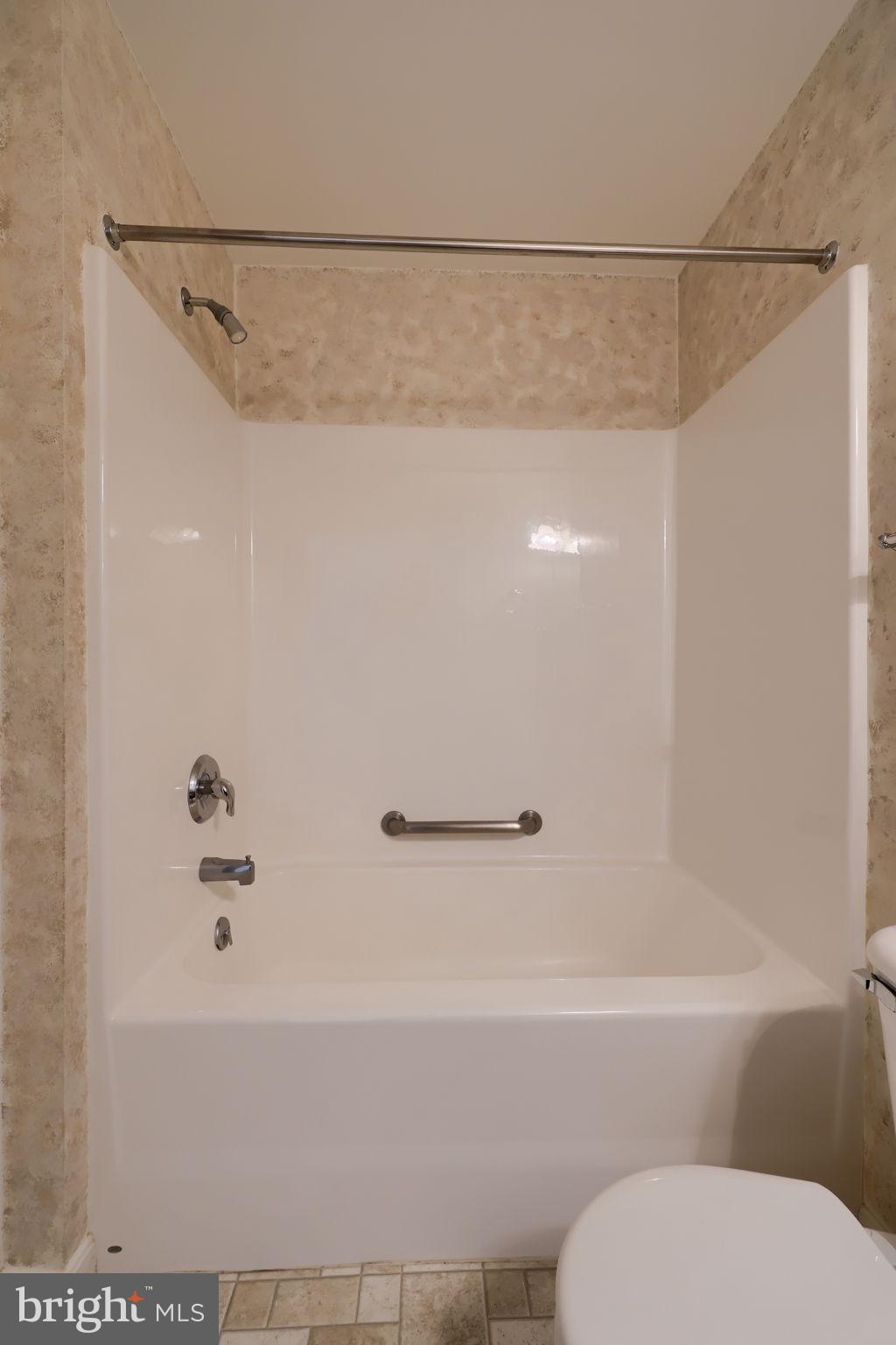 EQUINE MEADOWS - Residential