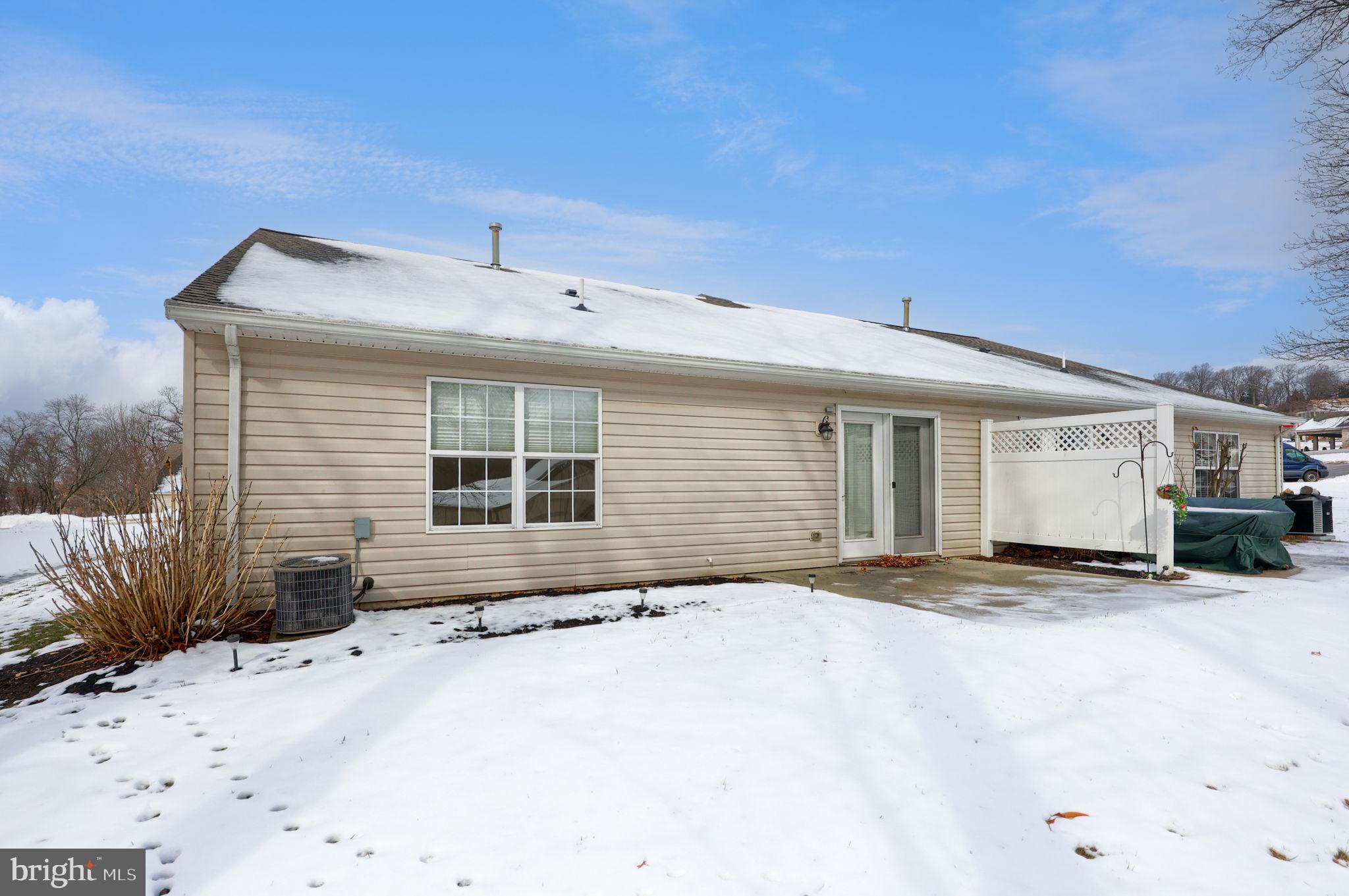 EQUINE MEADOWS - Residential