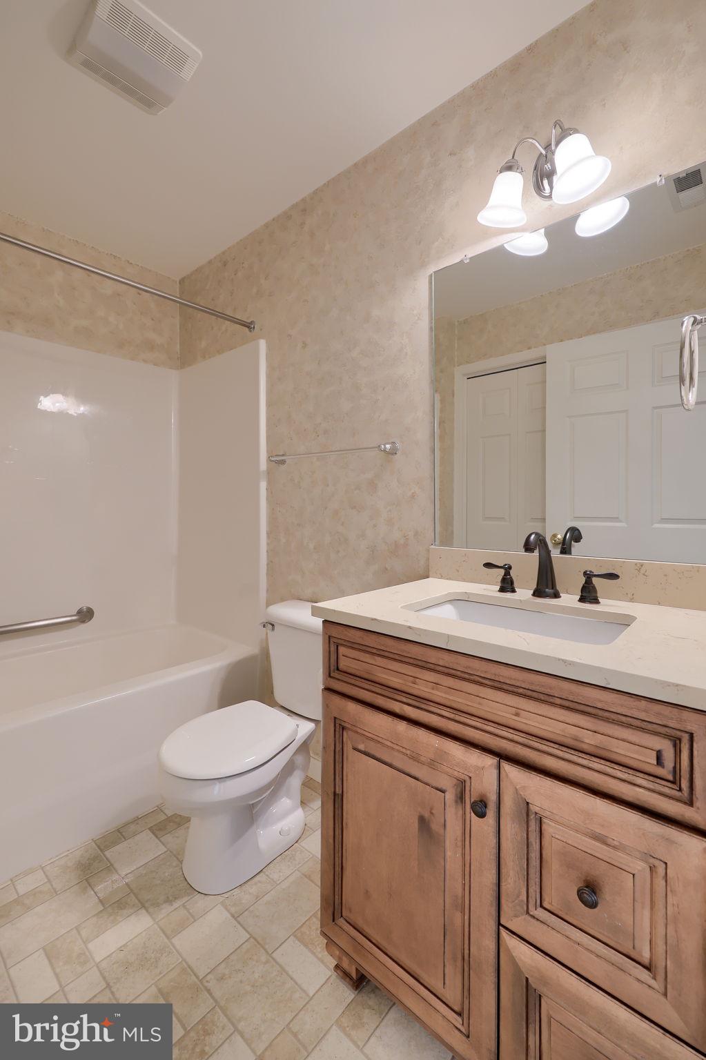 EQUINE MEADOWS - Residential