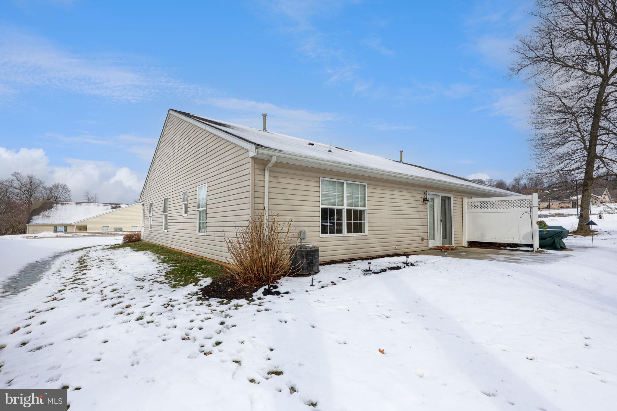 EQUINE MEADOWS - Residential