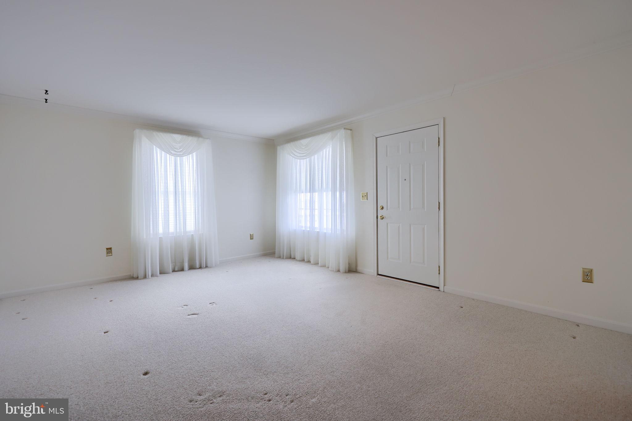 EQUINE MEADOWS - Residential