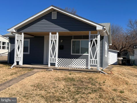 Homes For Rent - 1325 Fuselage Avenue<br/> BALTIMORE, MD 21220