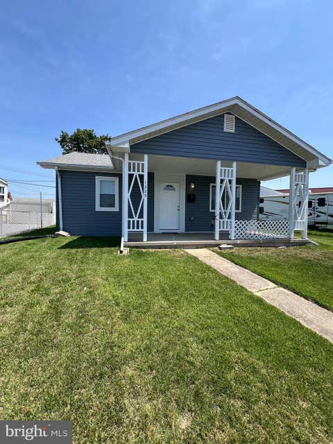 Homes For Rent - 1325 Fuselage Avenue<br/> Baltimore County, BALTIMORE, MD 21220