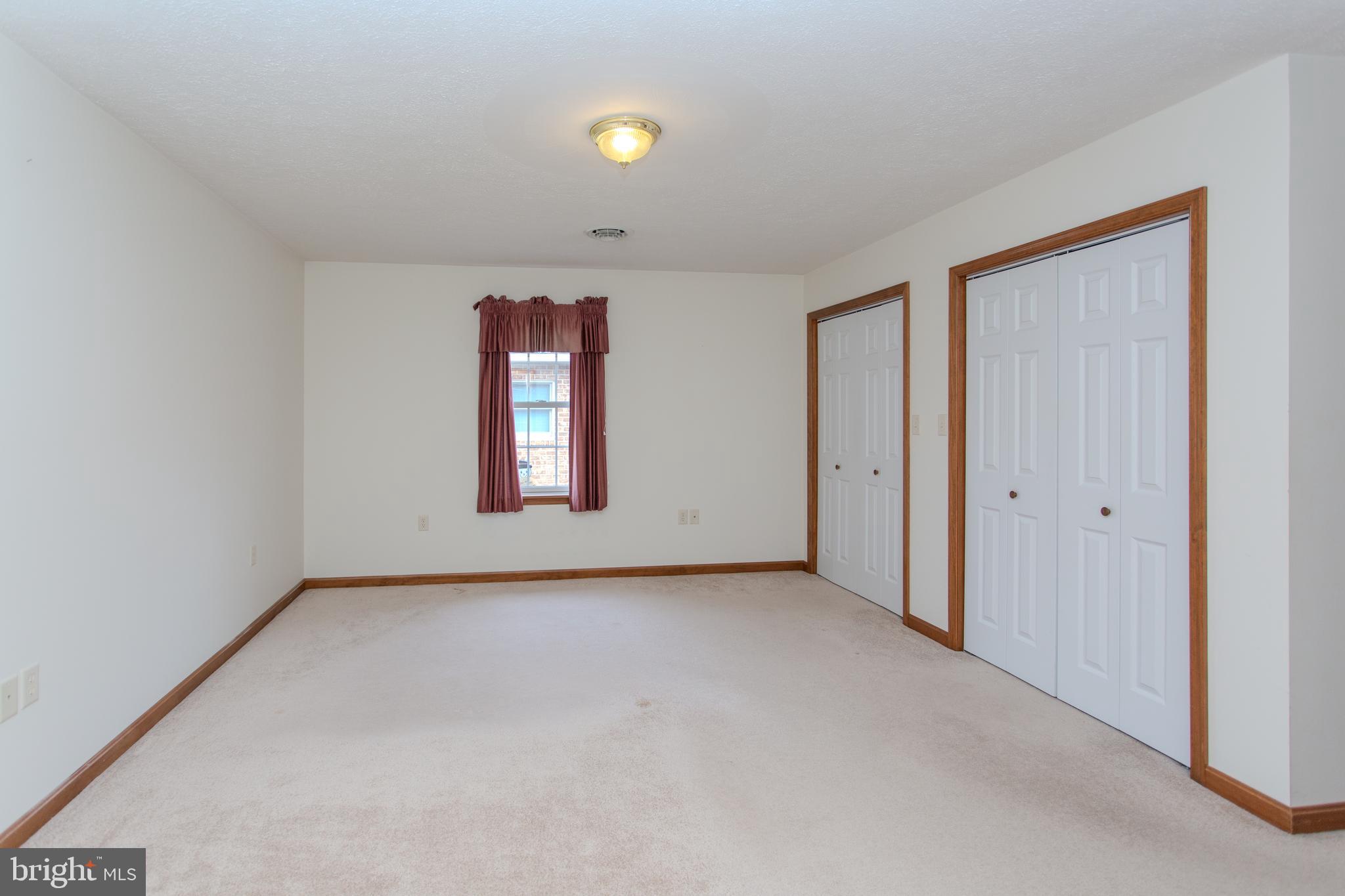 RINE VILLAGE - Residential