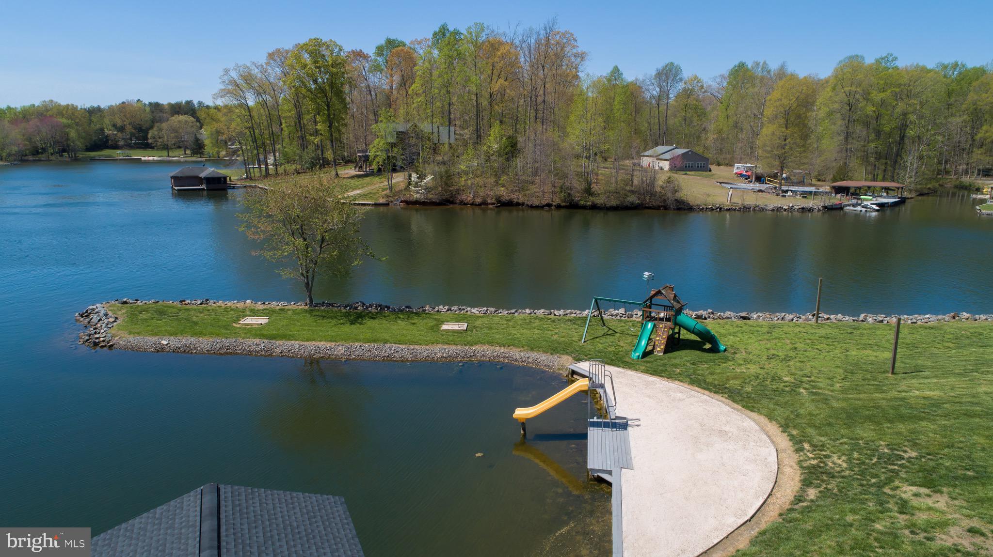 CROSSWIND SHORES - Residential