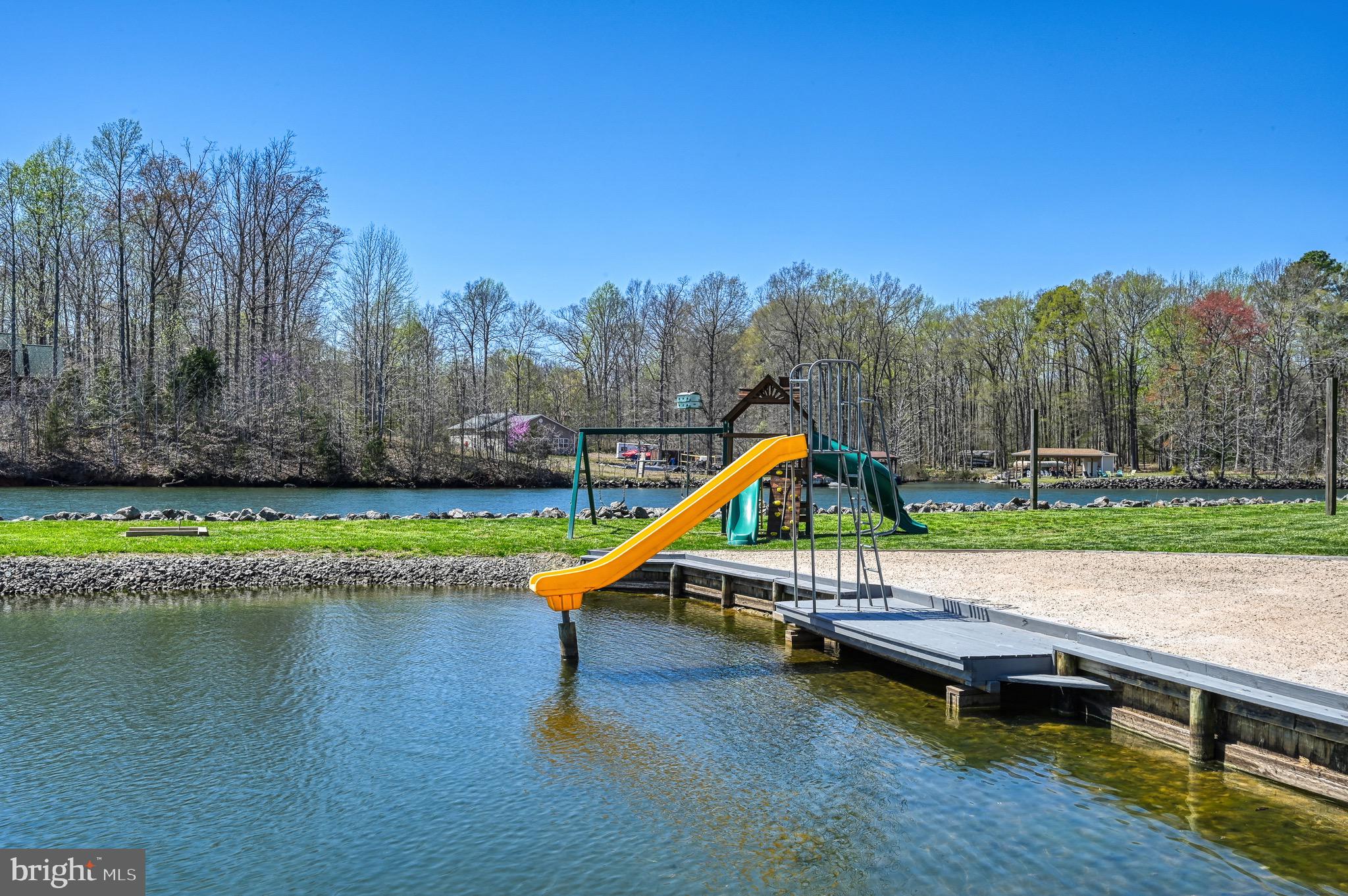 CROSSWIND SHORES - Residential