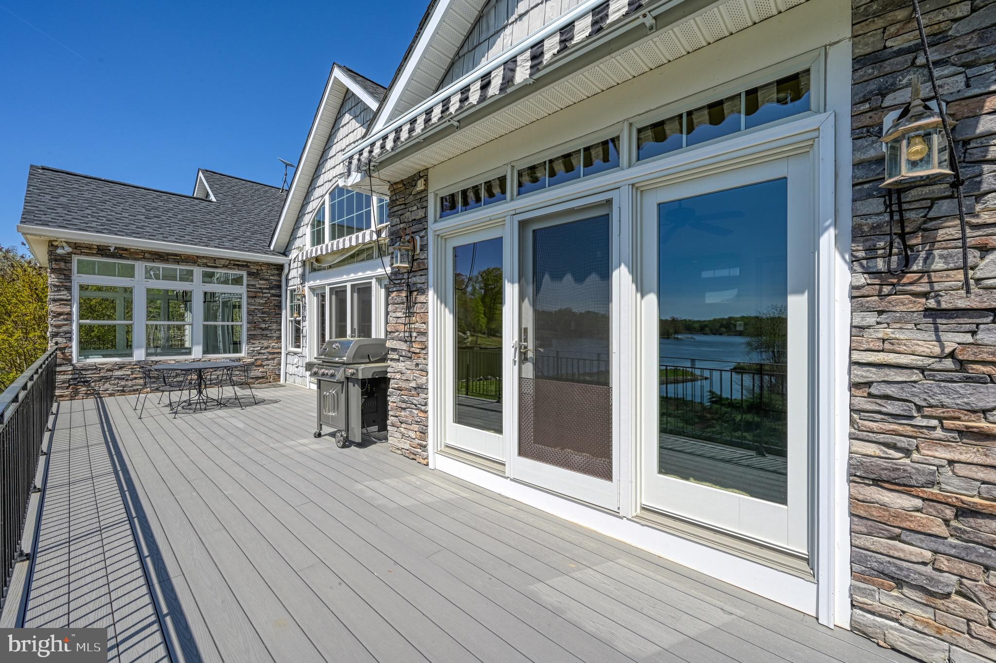 CROSSWIND SHORES - Residential