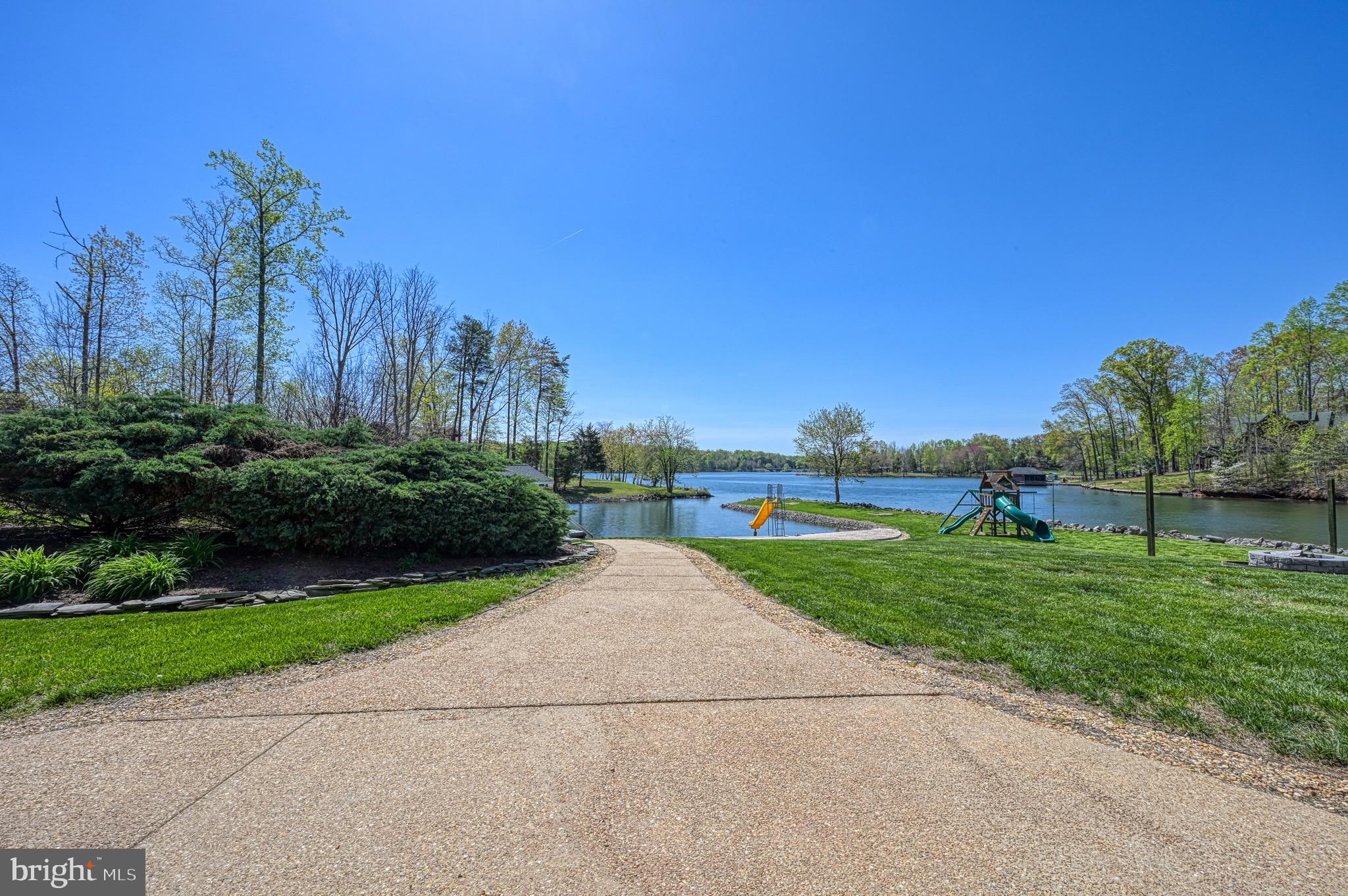 CROSSWIND SHORES - Residential