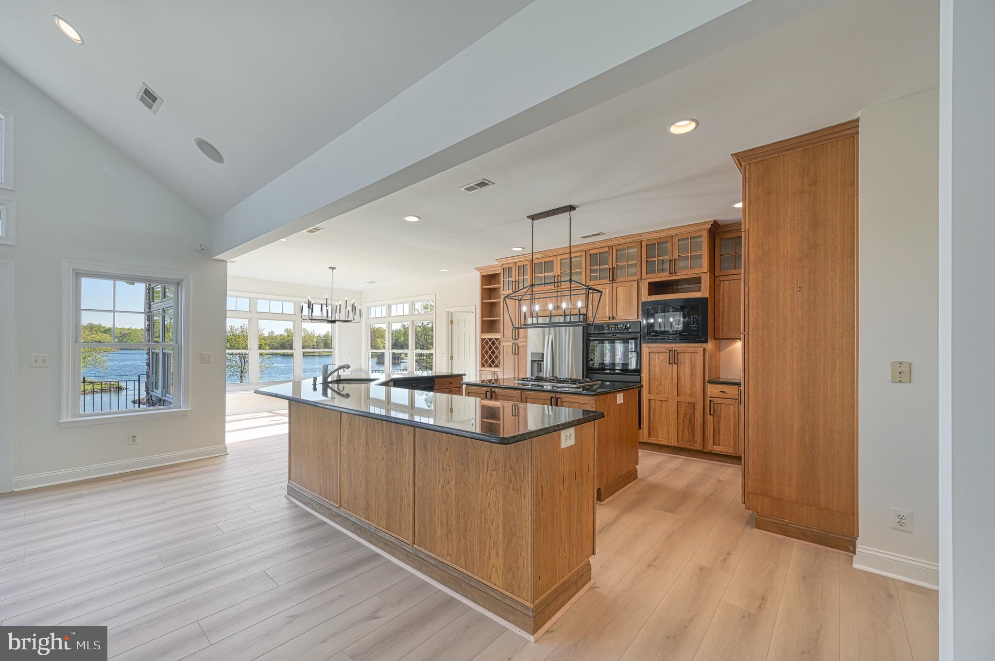 CROSSWIND SHORES - Residential