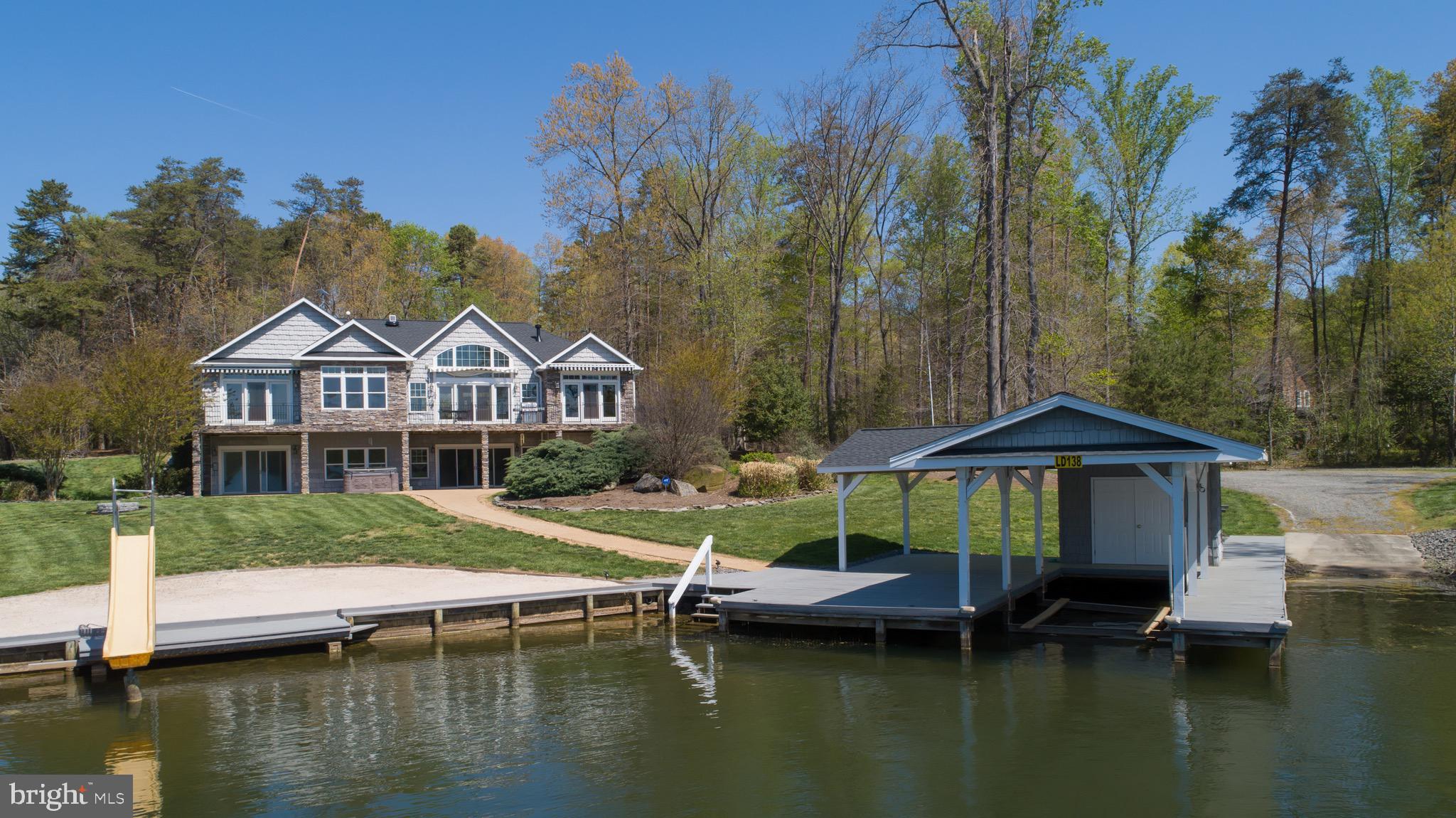 CROSSWIND SHORES - Residential