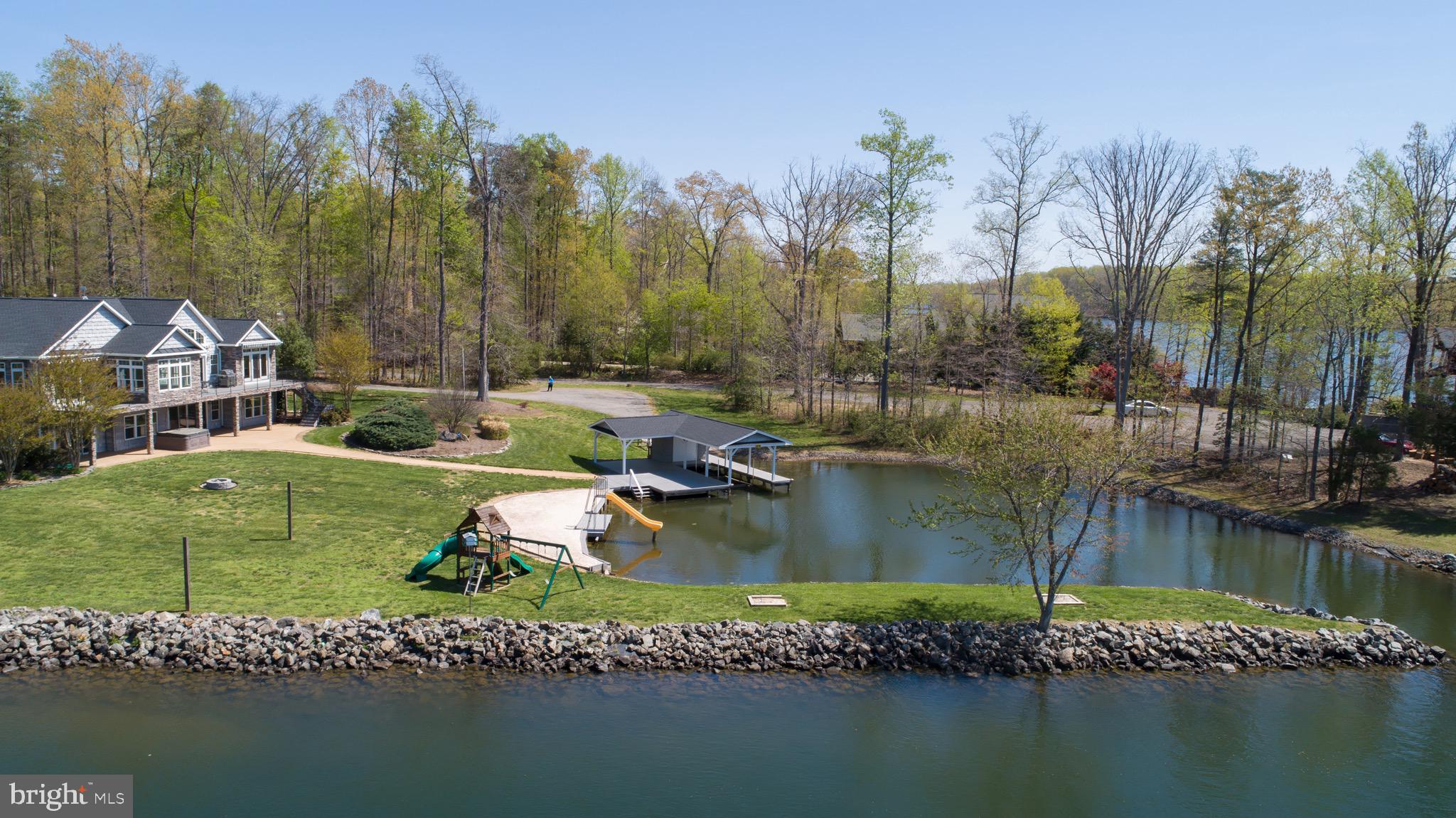 CROSSWIND SHORES - Residential