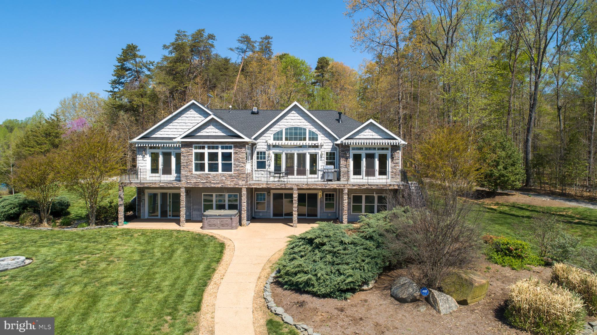 CROSSWIND SHORES - Residential