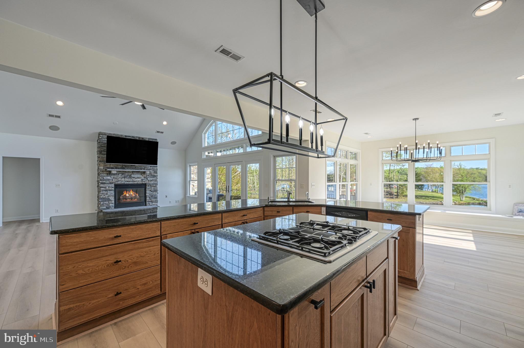 CROSSWIND SHORES - Residential