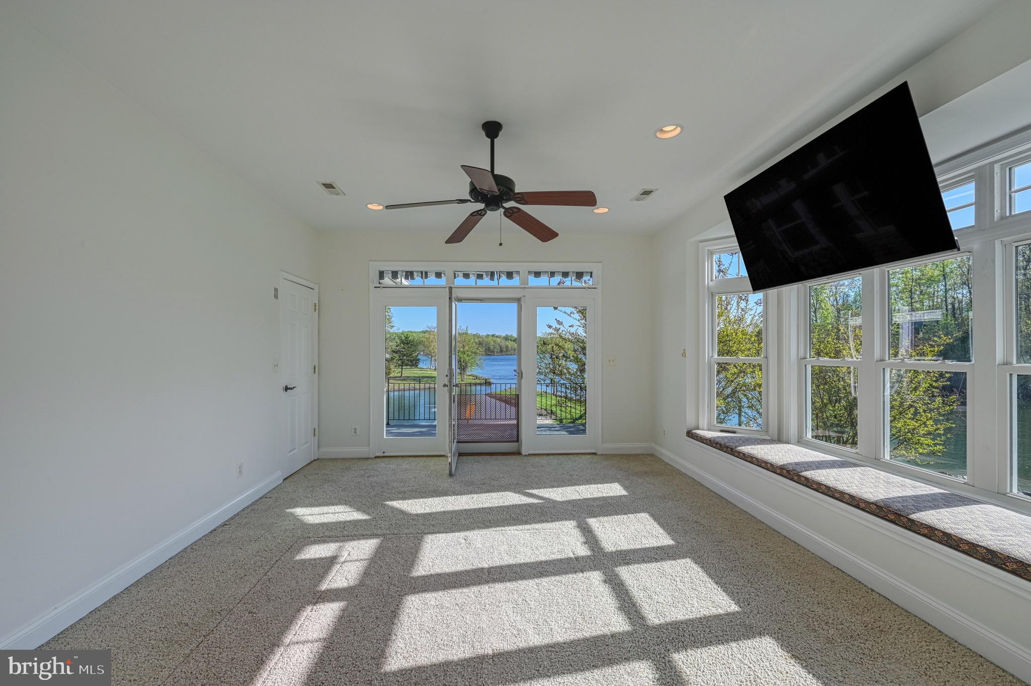 CROSSWIND SHORES - Residential