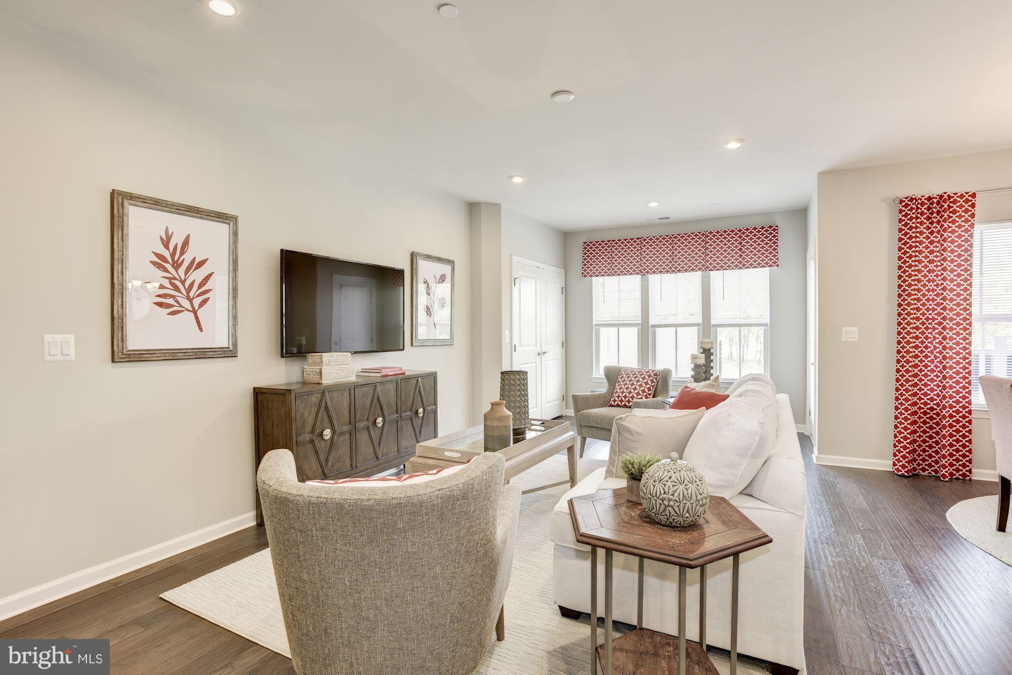 ELLICOTTS RETREAT - Residential