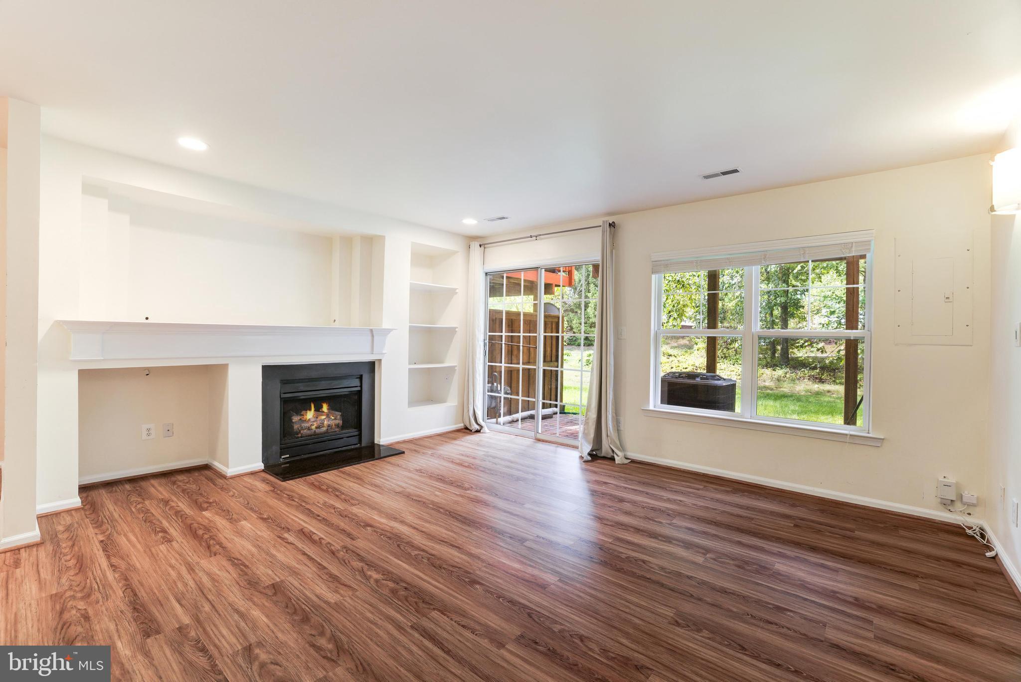 BROADLANDS - Residential Lease