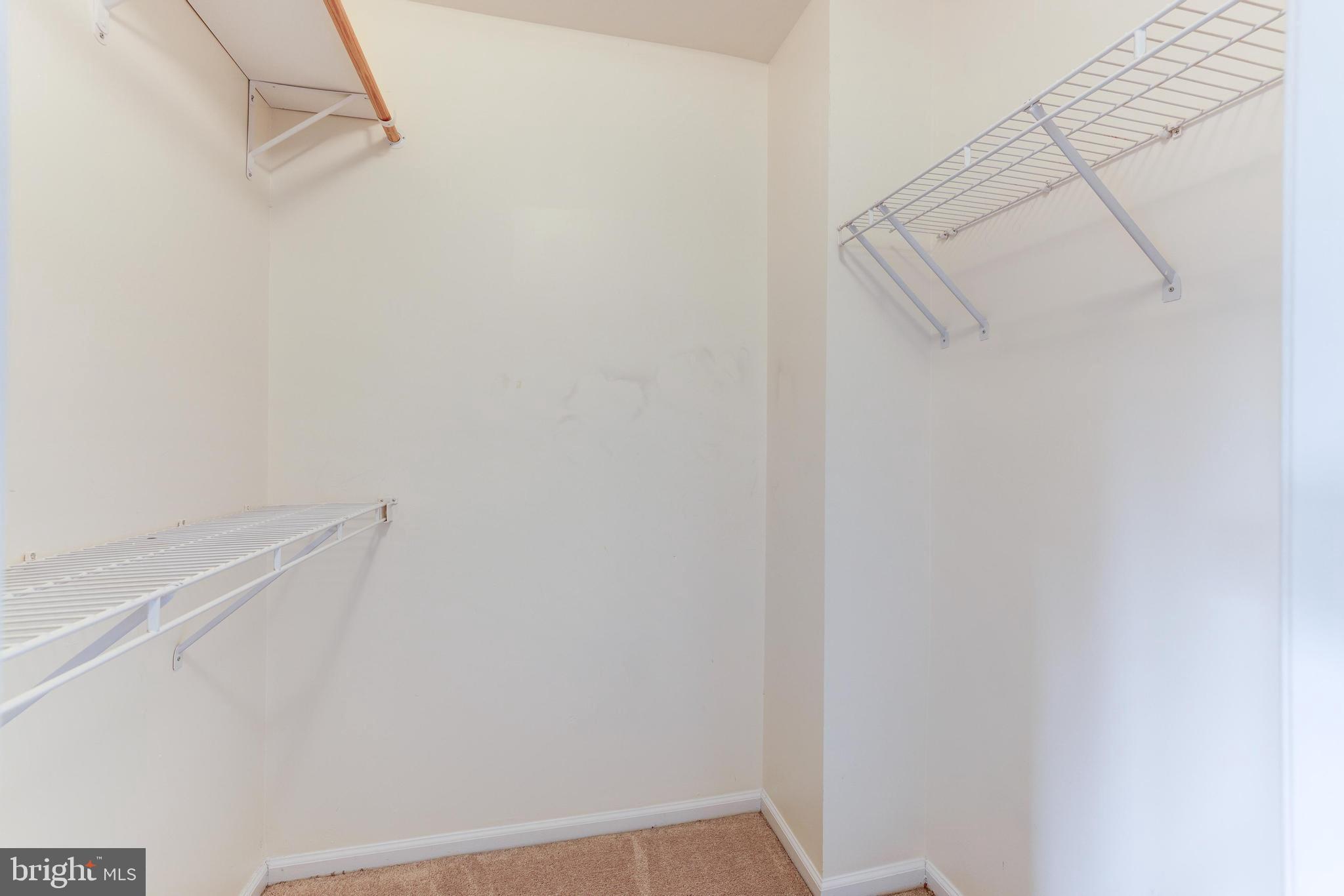 BROADLANDS - Residential Lease