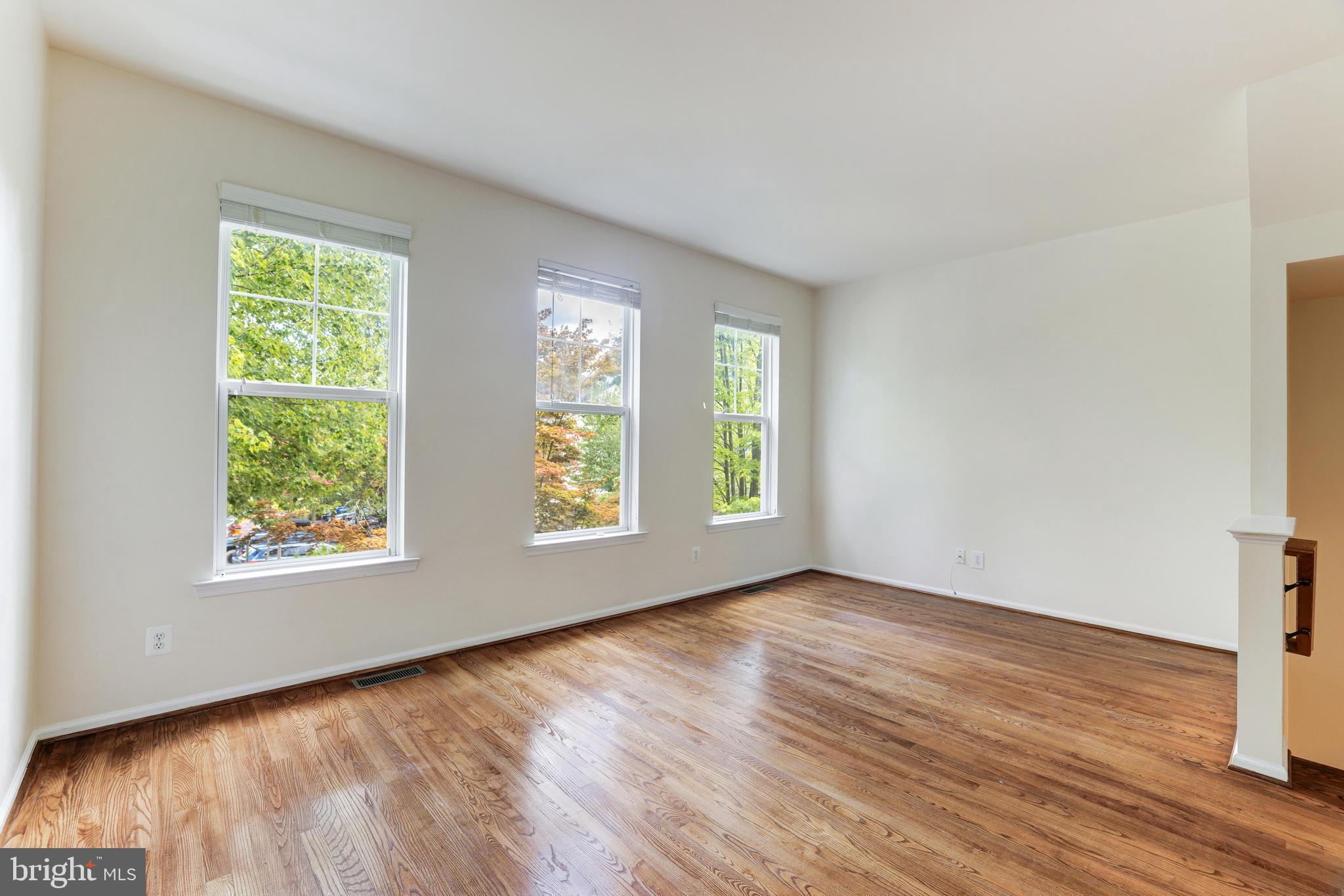 BROADLANDS - Residential Lease