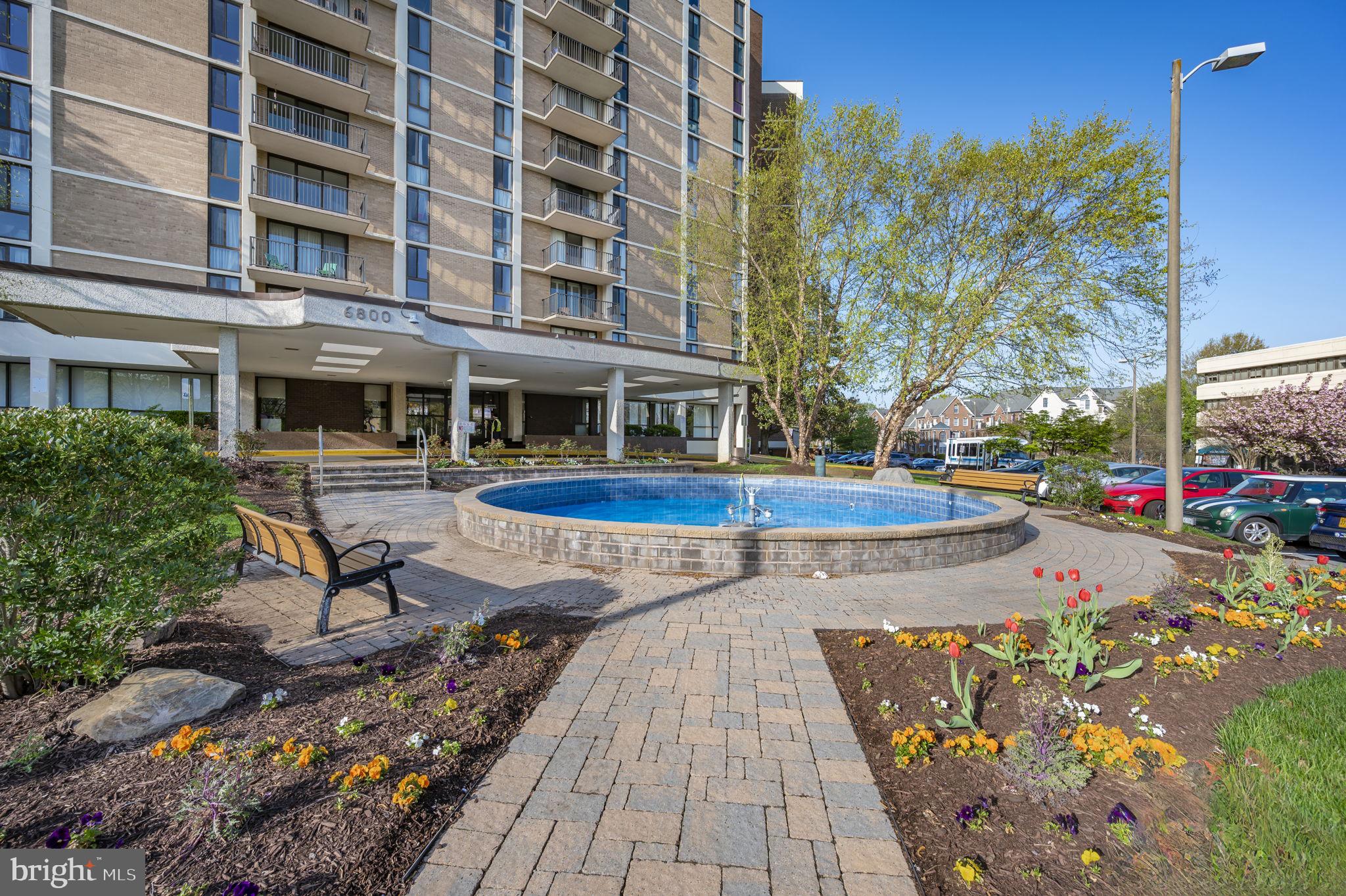 MCLEAN HOUSE - Residential