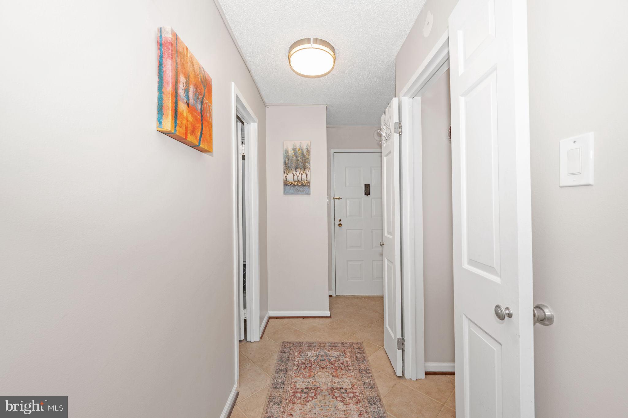 MCLEAN HOUSE - Residential