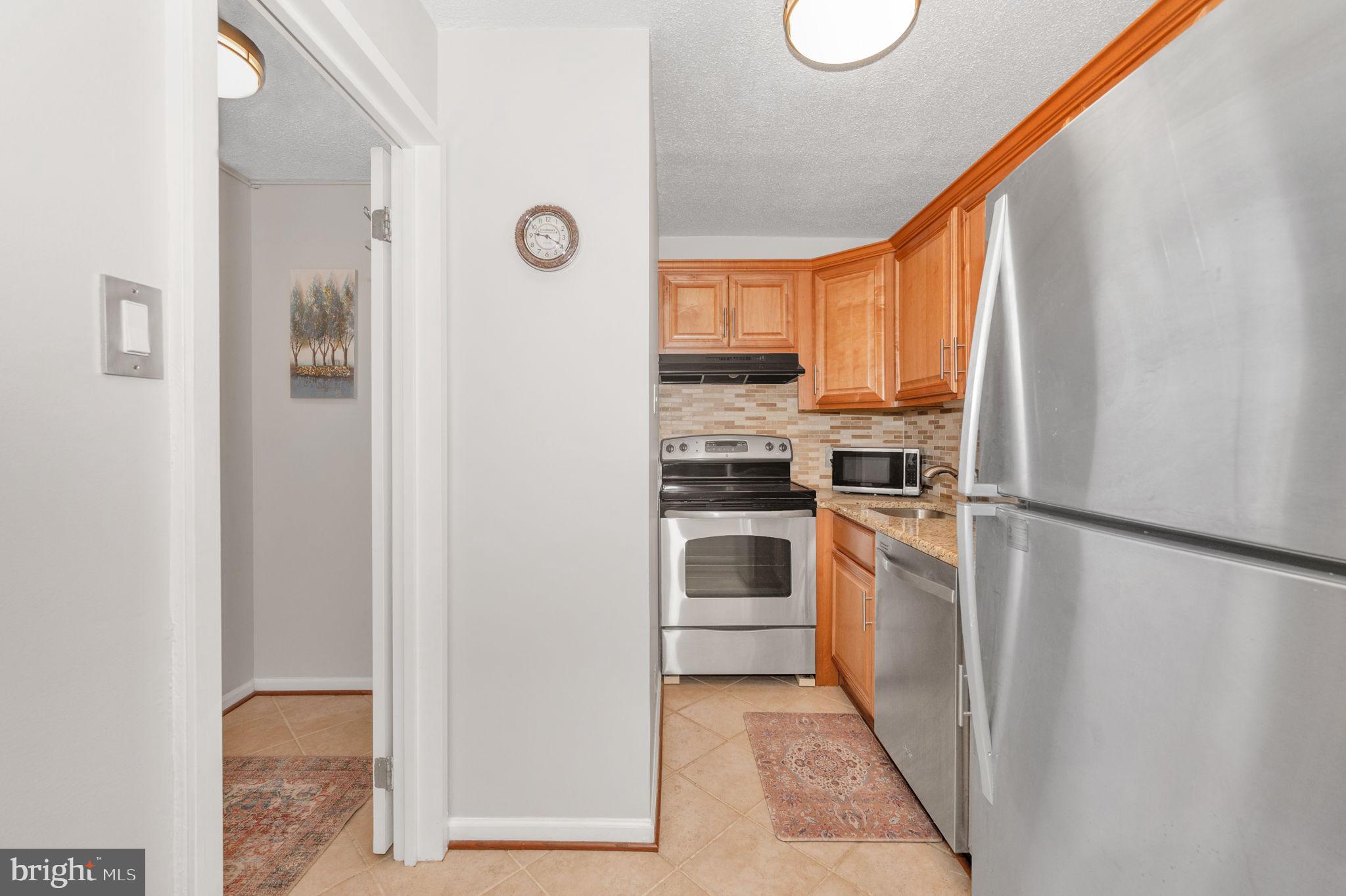 MCLEAN HOUSE - Residential