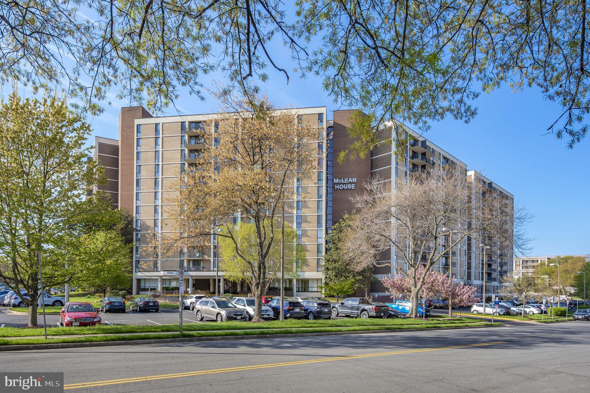 MCLEAN HOUSE - Residential