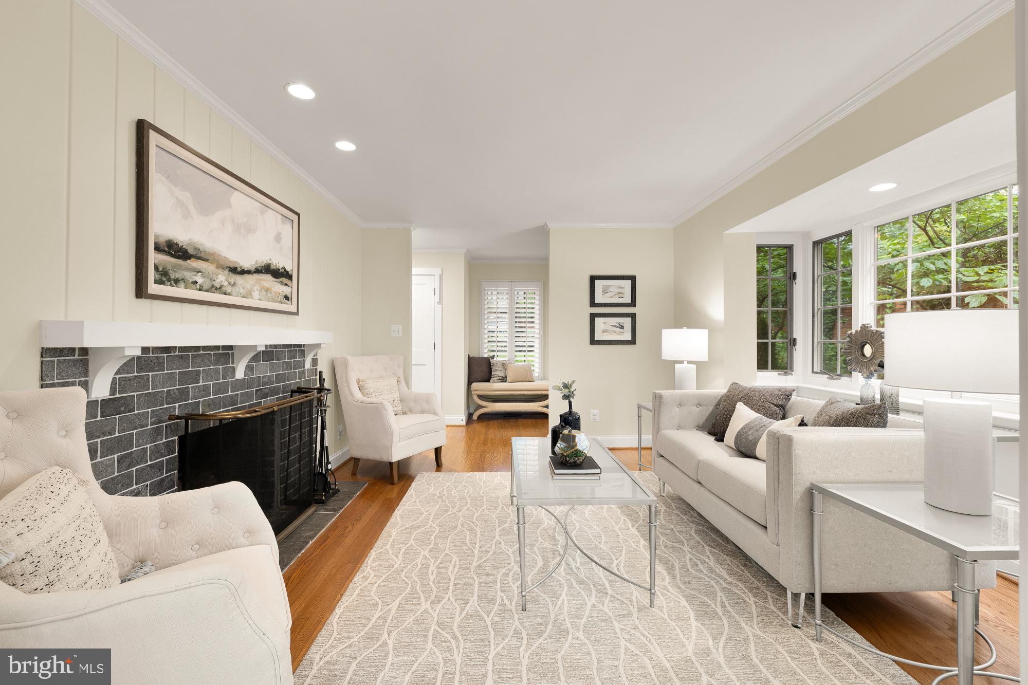 AURORA HILLS - Residential