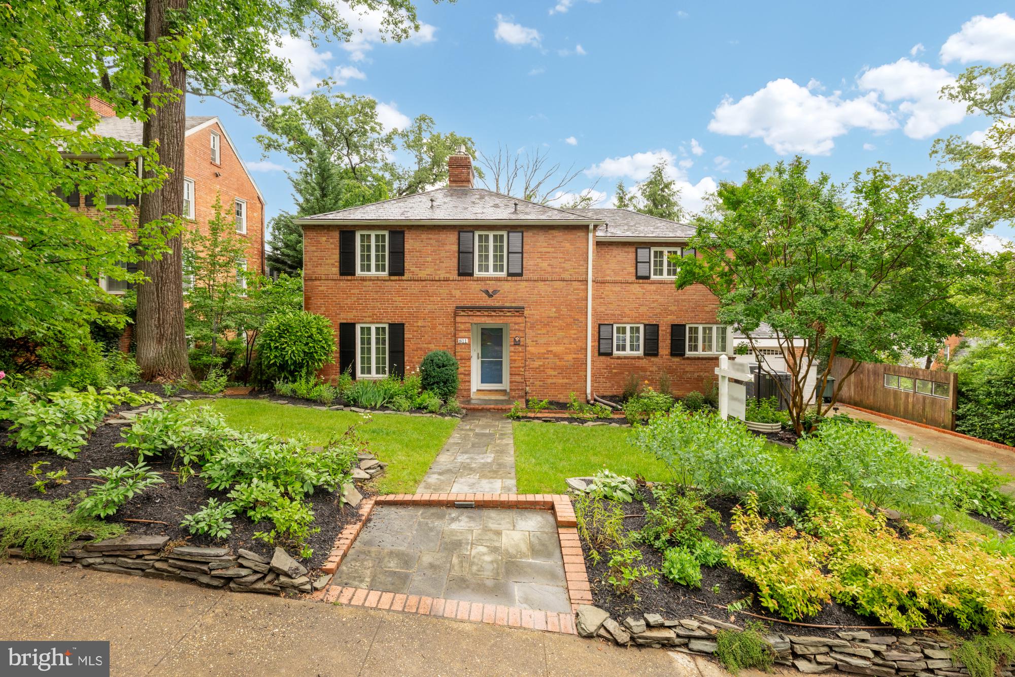 AURORA HILLS - Residential