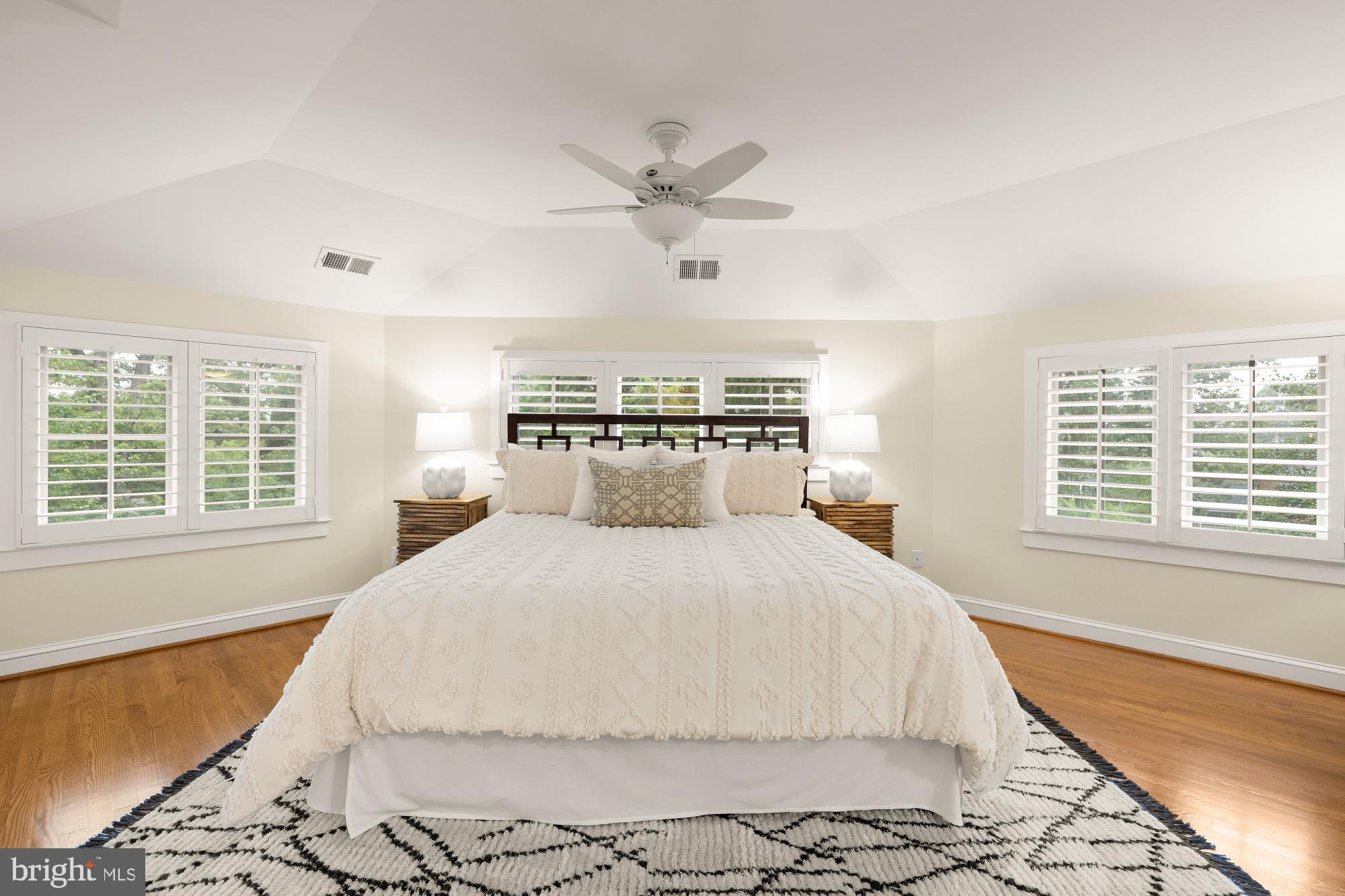 AURORA HILLS - Residential