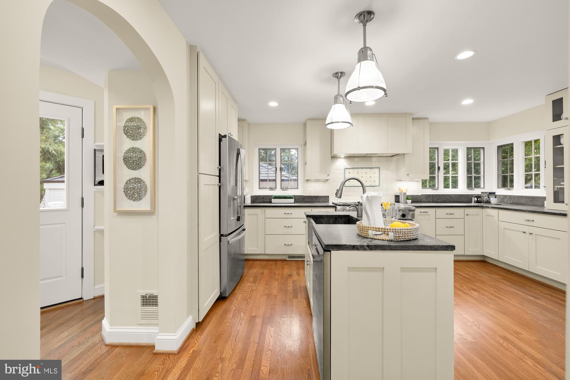 AURORA HILLS - Residential