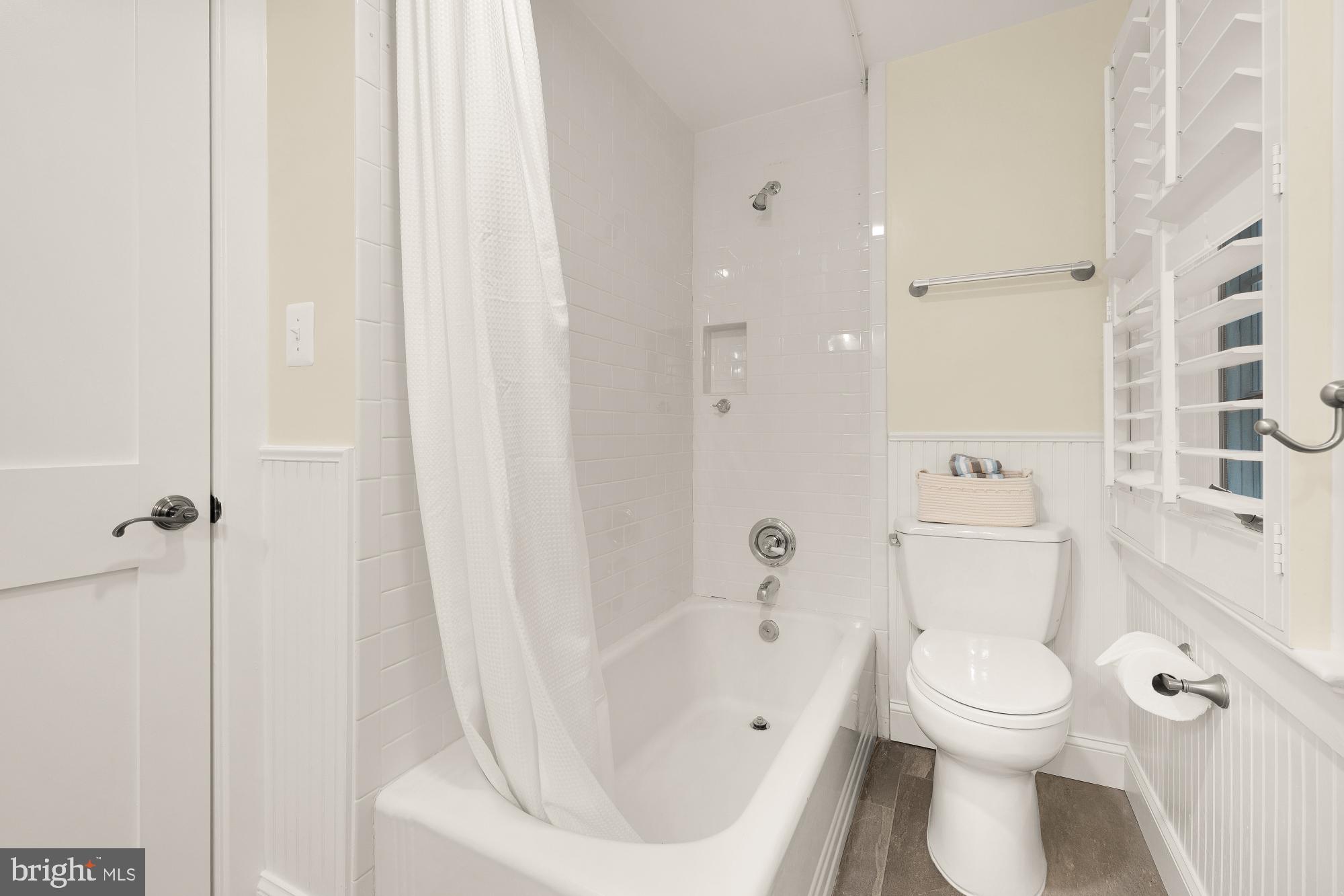 AURORA HILLS - Residential