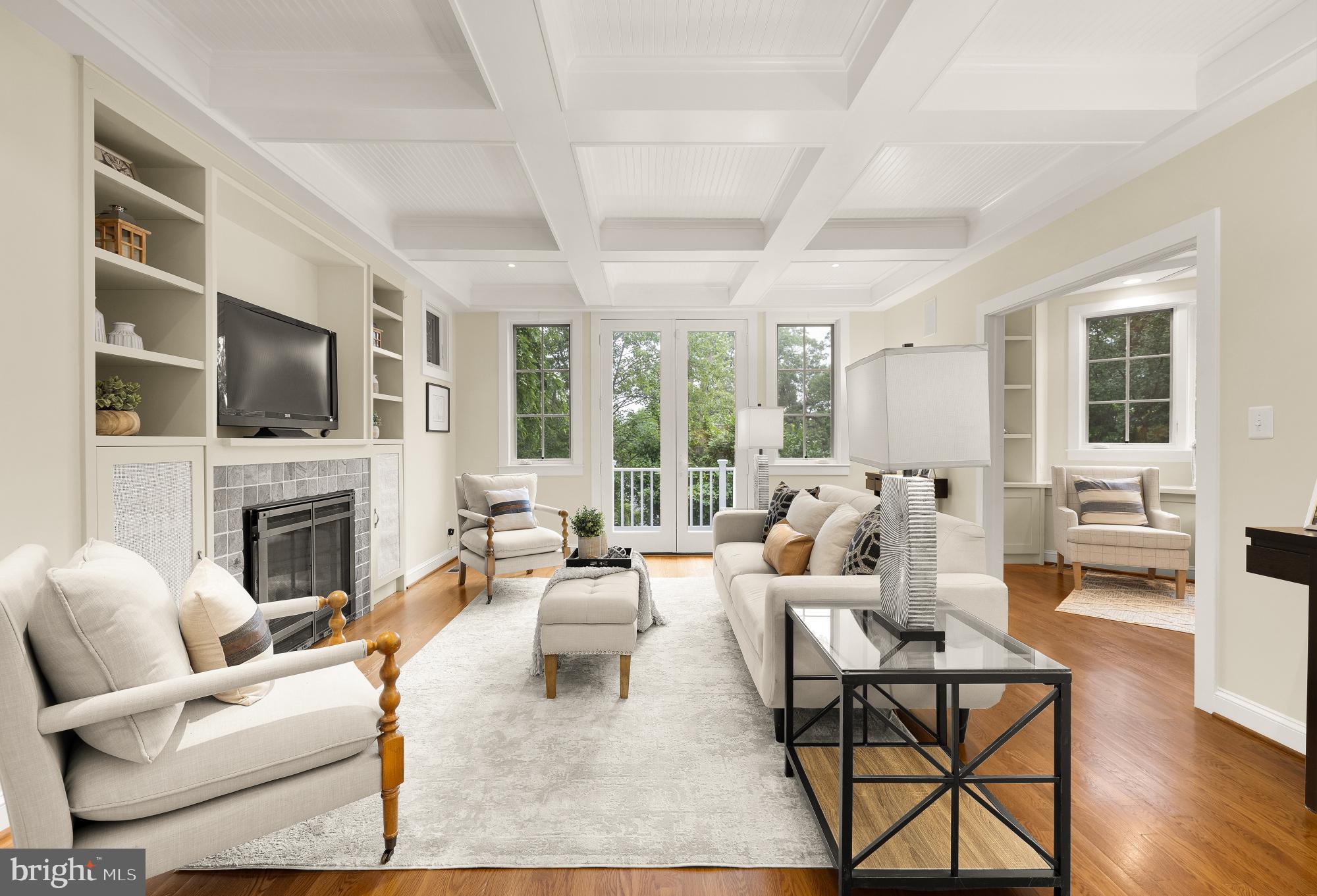 AURORA HILLS - Residential