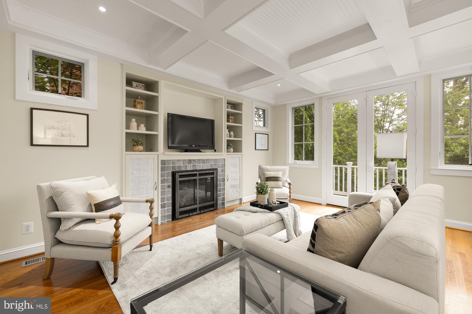 AURORA HILLS - Residential