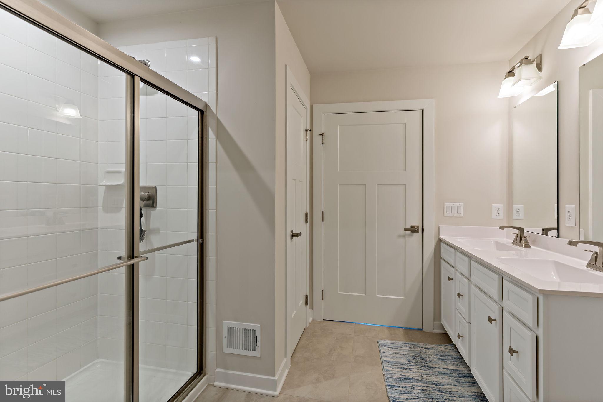 ARCADIA NORTH - Residential