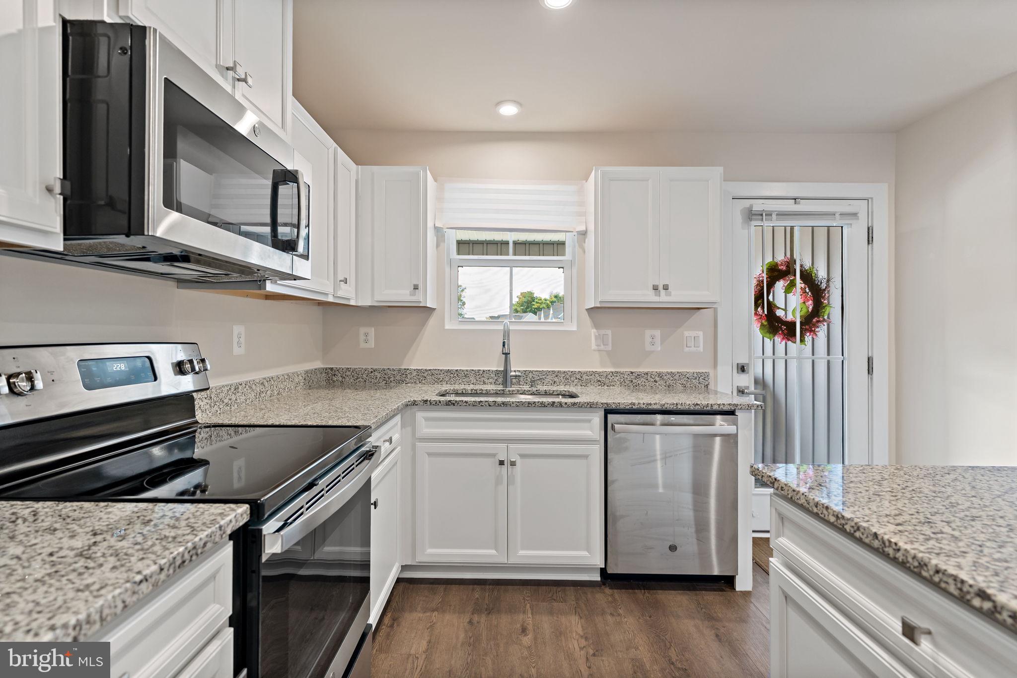 ARCADIA NORTH - Residential