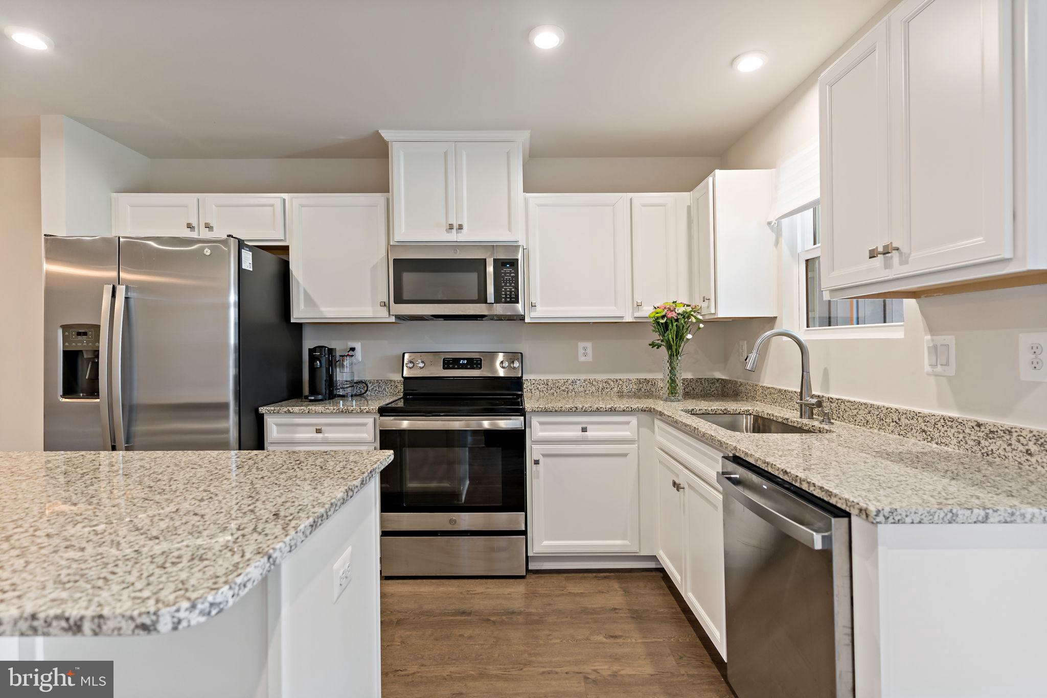 ARCADIA NORTH - Residential