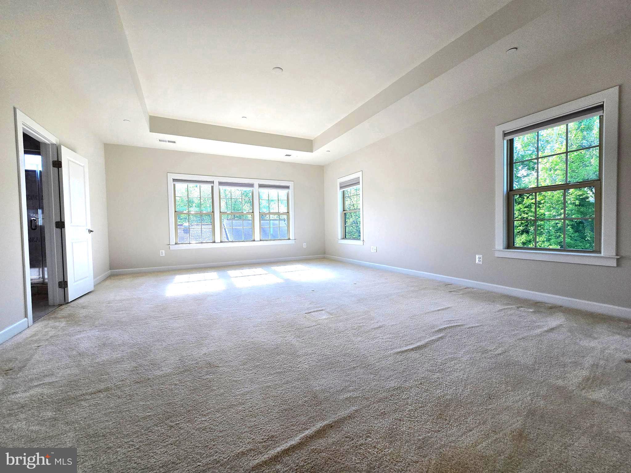 THOMAS VILLAGE - Residential