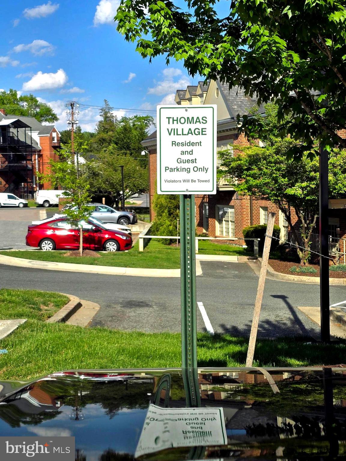 THOMAS VILLAGE - Residential