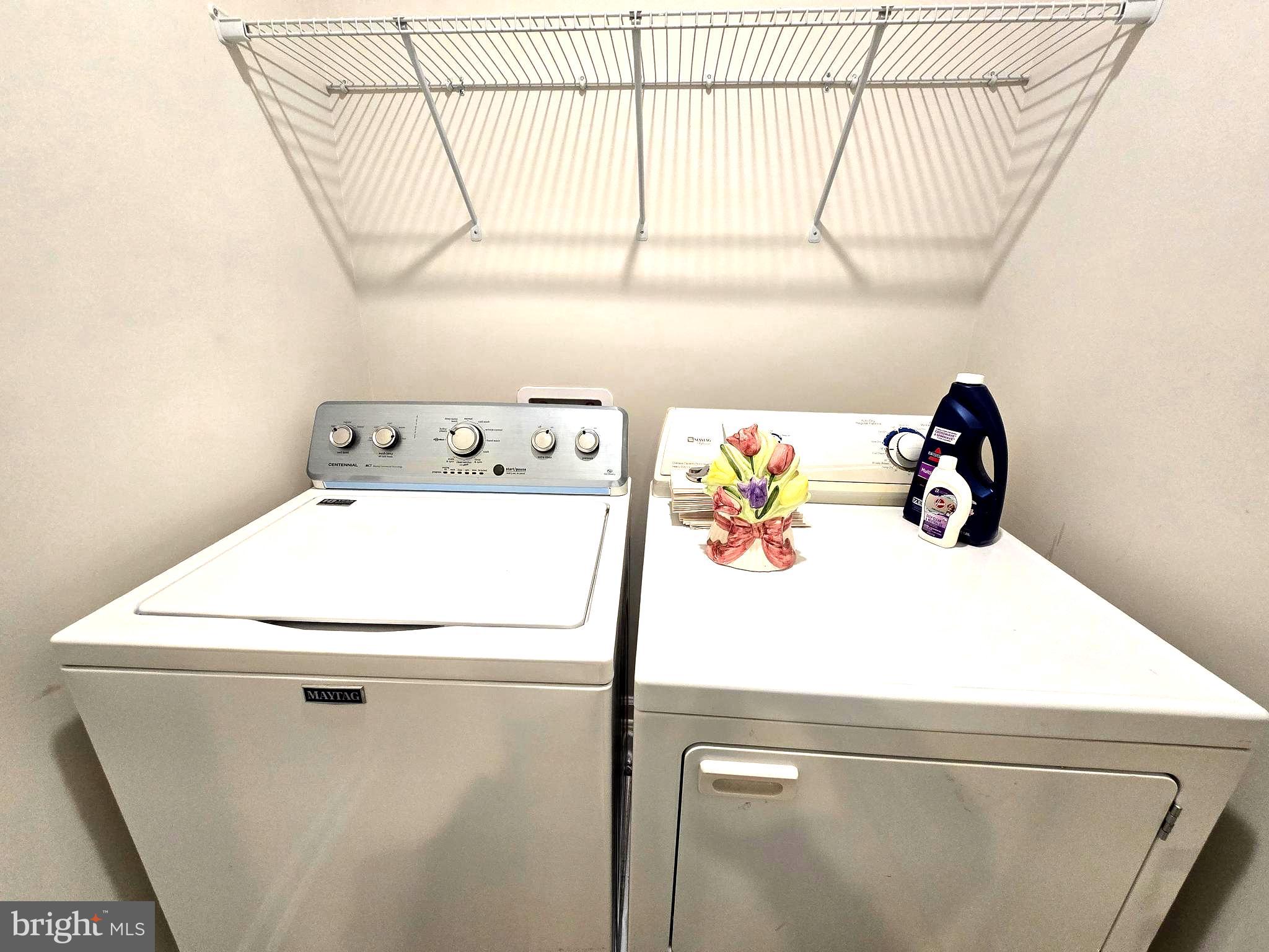 THOMAS VILLAGE - Residential