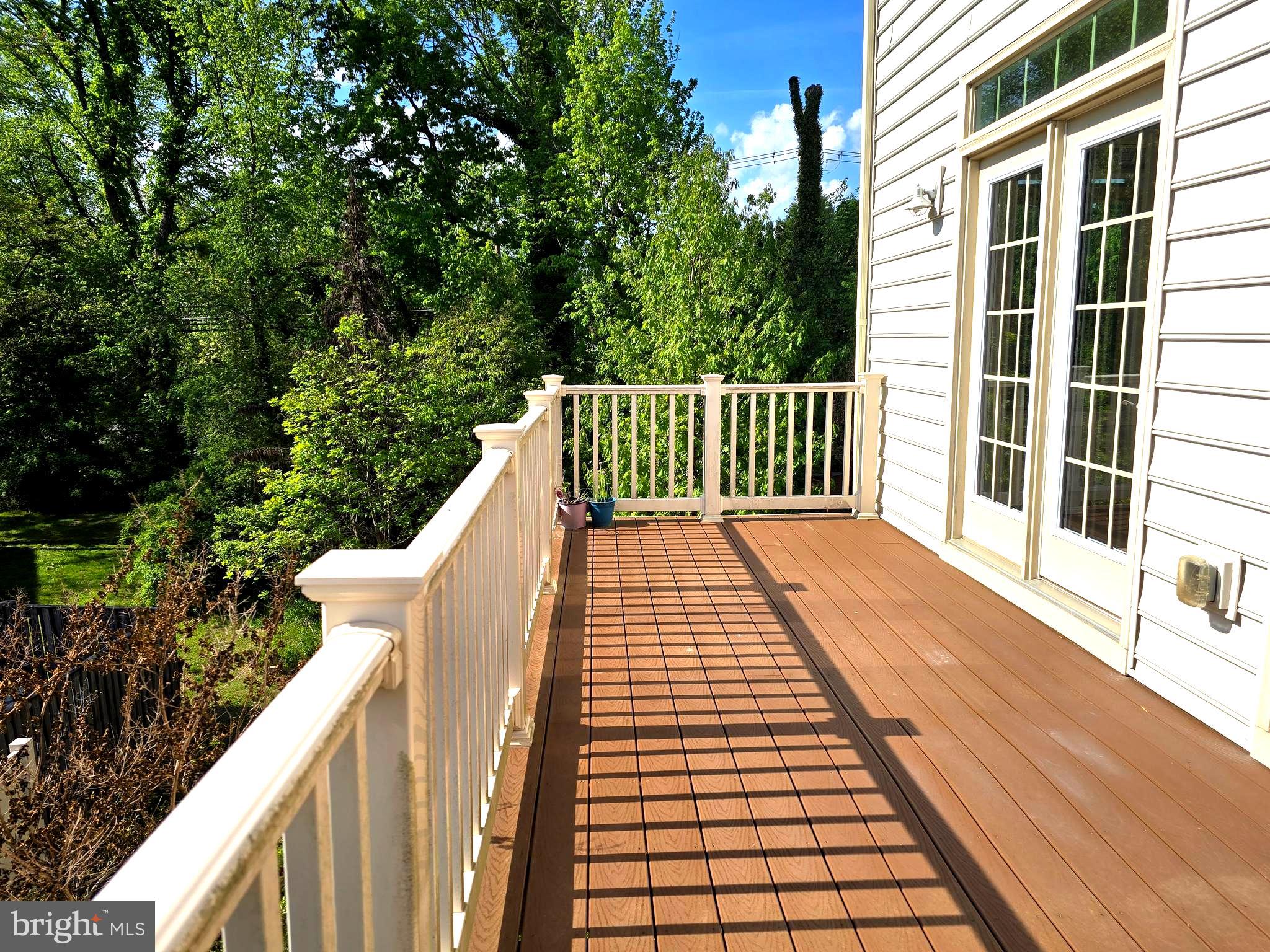 THOMAS VILLAGE - Residential